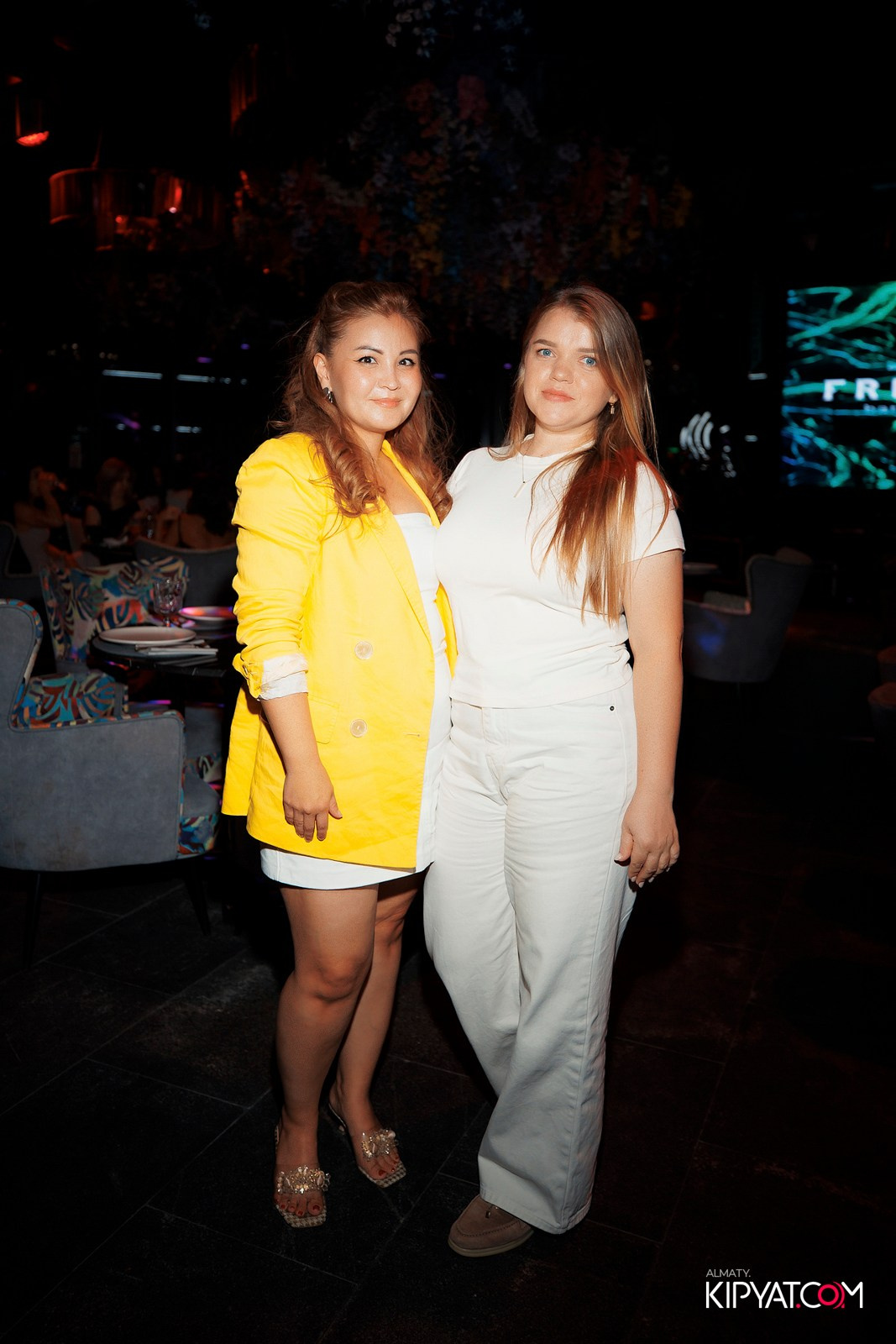 FRIENDS BAR & TERRACE. КИПЯТКОМ АЛМАТЫ!