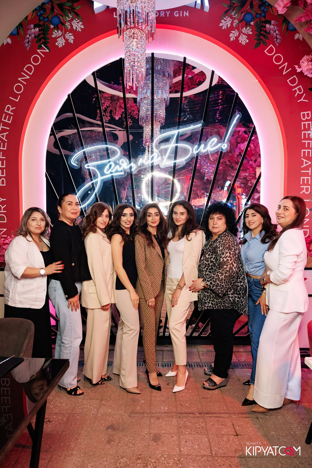 НОДАР РЕВИЯ В «ЗАЯ, НА БИС». КИПЯТКОМ АЛМАТЫ!