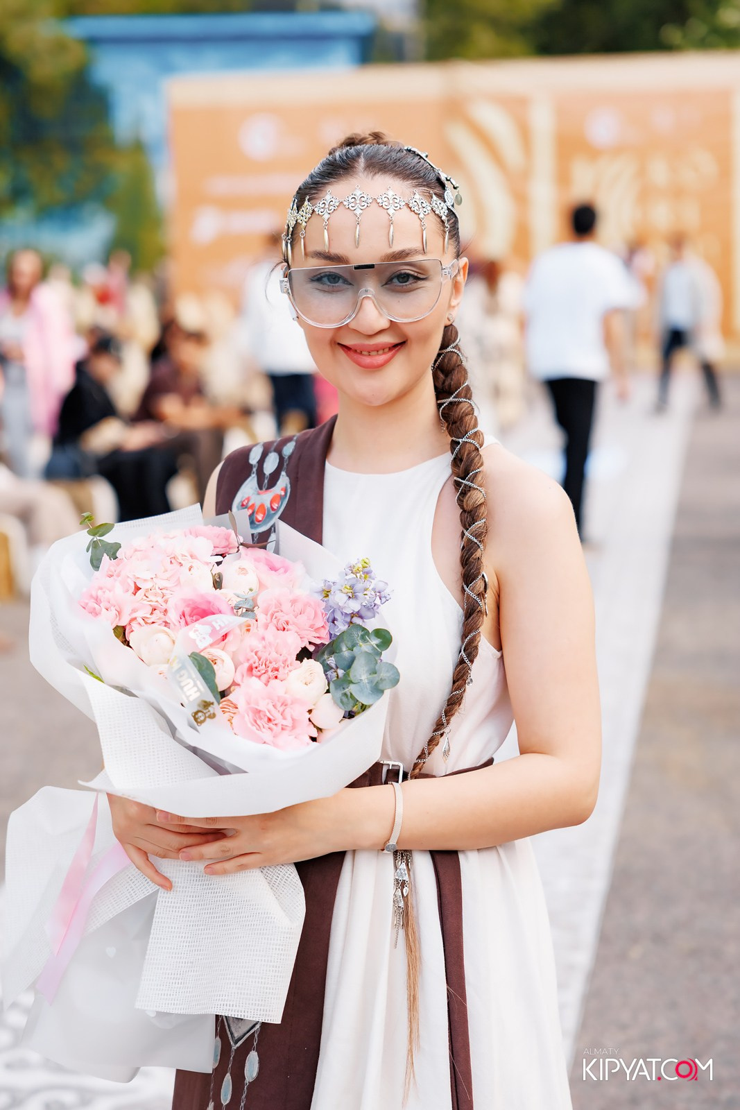 KANG REN TANG. КИПЯТКОМ АЛМАТЫ!
