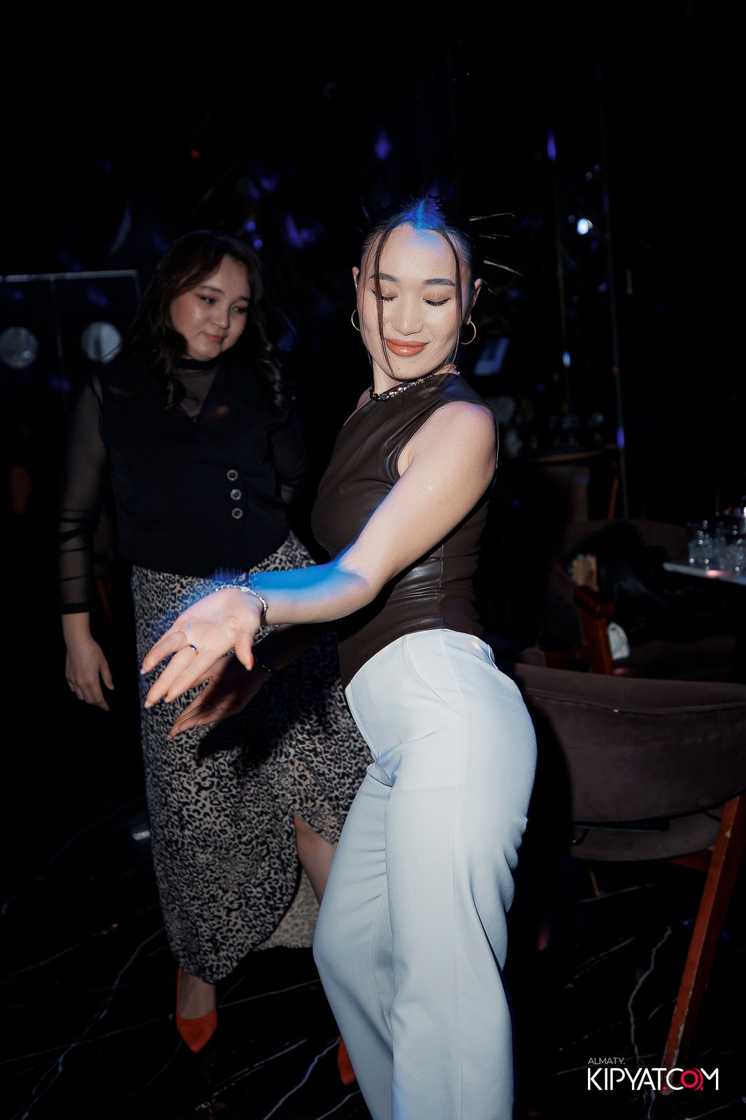 MOOD KARAOKE & TERRACE. КИПЯТКОМ АЛМАТЫ!