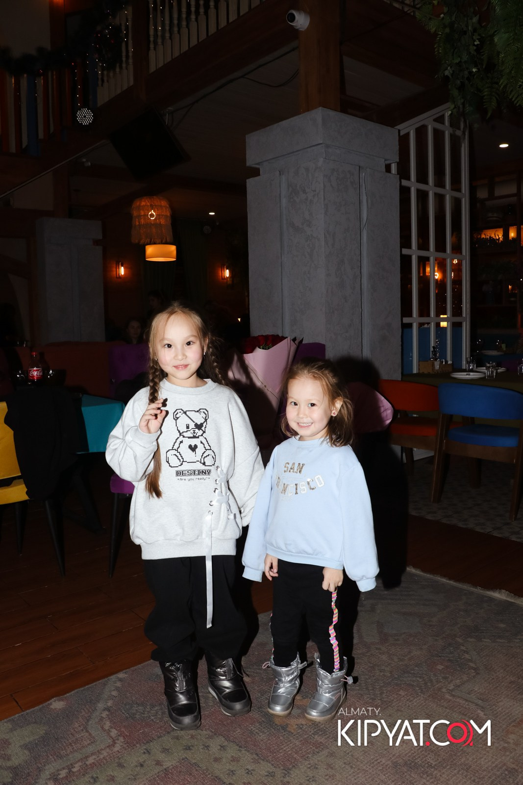 ГРУЗИНСКИЙ ДВОР НА КАБАНБАЙ БАТЫРА. КИПЯТКОМ АЛМАТЫ!