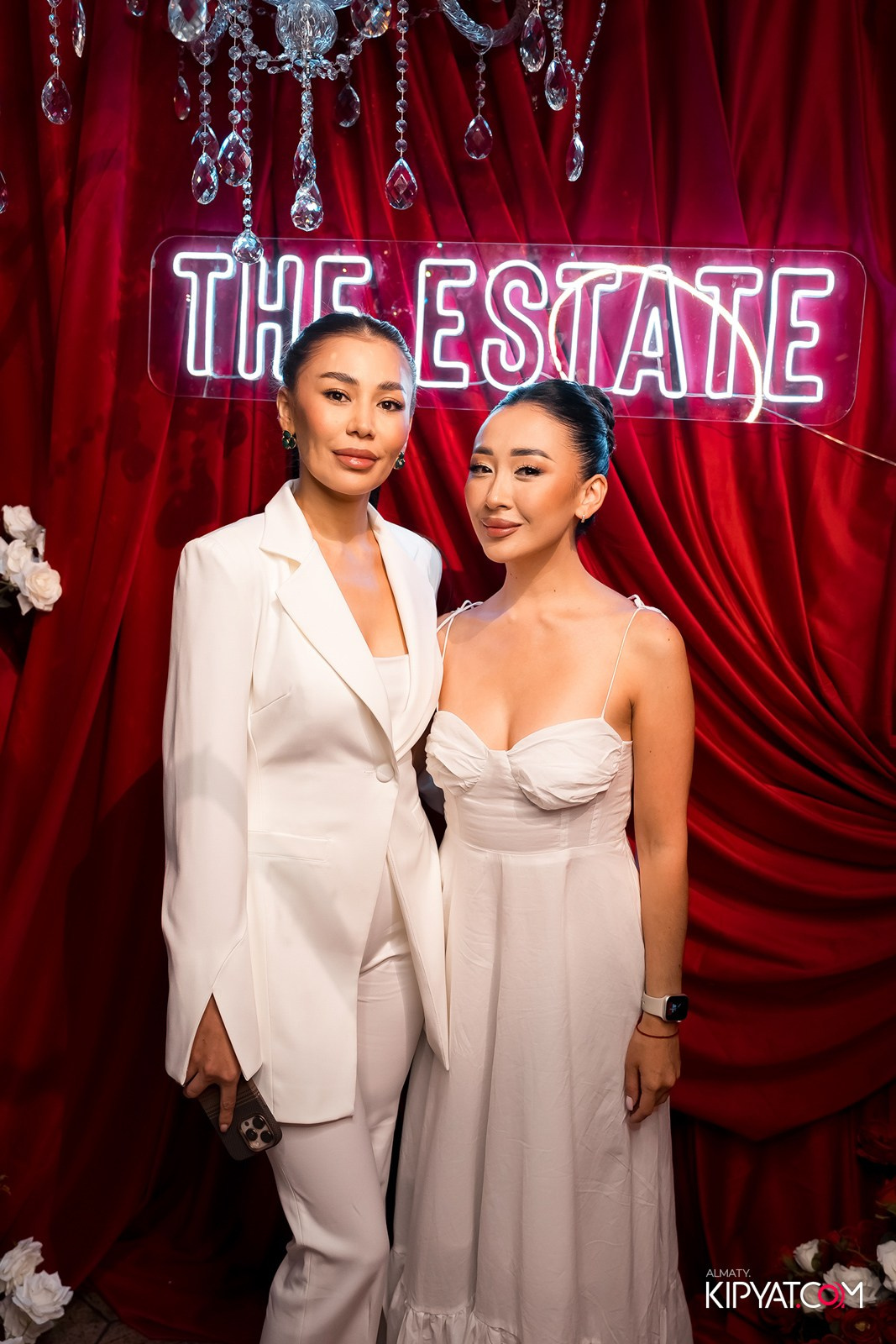 THE ESTATE КАРАОКЕ 1 ГОД. КИПЯТКОМ АЛМАТЫ!