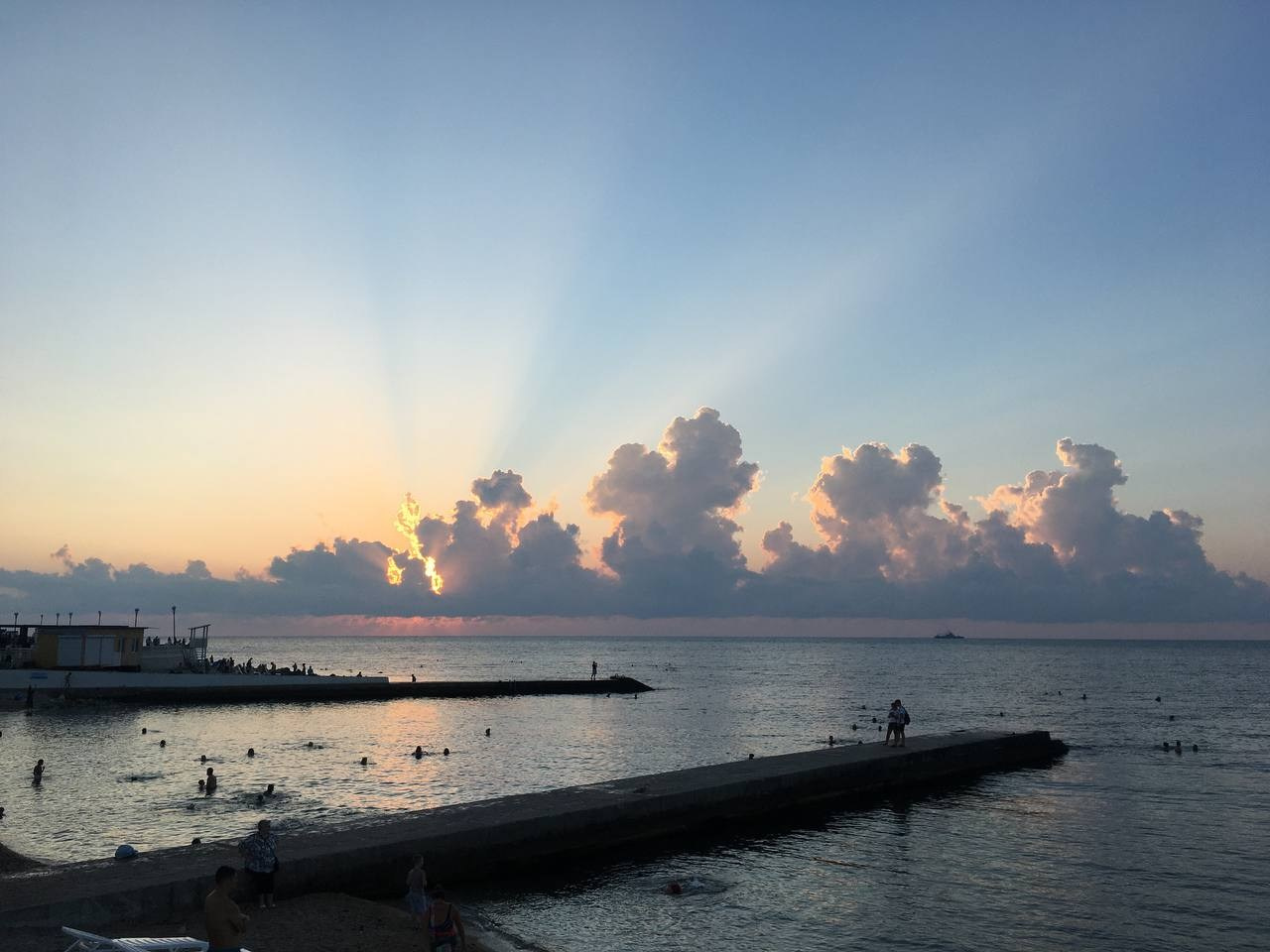 Самые красивые локации города Севастополь. Где пофотографироваться в Севастополе? Локации для фото. 1 место. Первое место. Место. Бывшее мес. Профессиональная фотосъемка в Крыму. Натуральные эмоции и живые кадры. Забронируйте дату прямо сейчас!