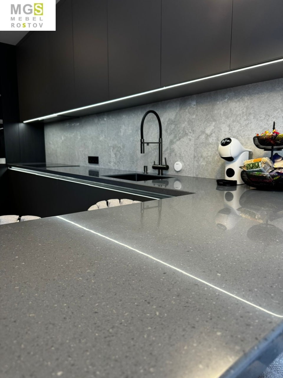 Рабочая поверхность кухни от производителя МГС мебель