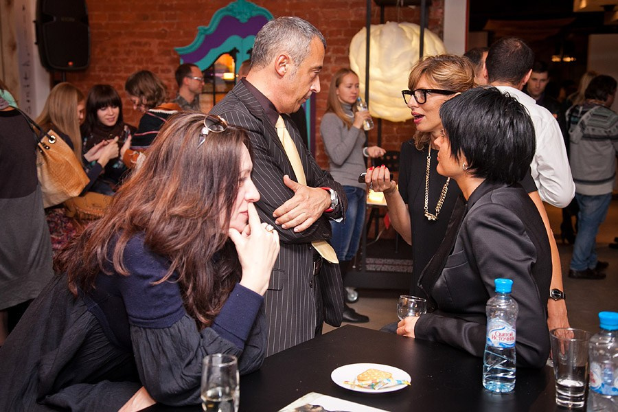 Презентация итальянской мебели в салоне LIGHTERRA, октябрь 2012. Портретные фотографы в Москве — Анна и Алексей Бородины