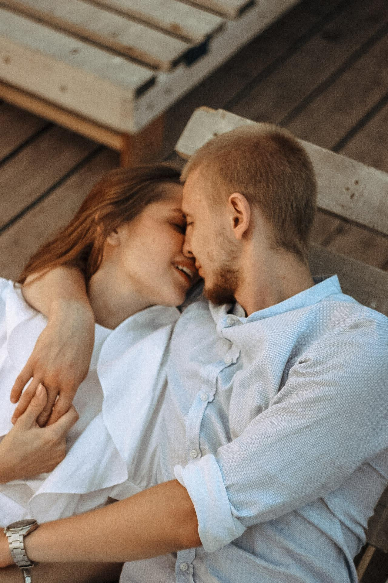 Фотосессия пары на пляже недорого. Семейный фотодуэт Ирина и Николай Власьевы. Фотосессии в Новосибирске