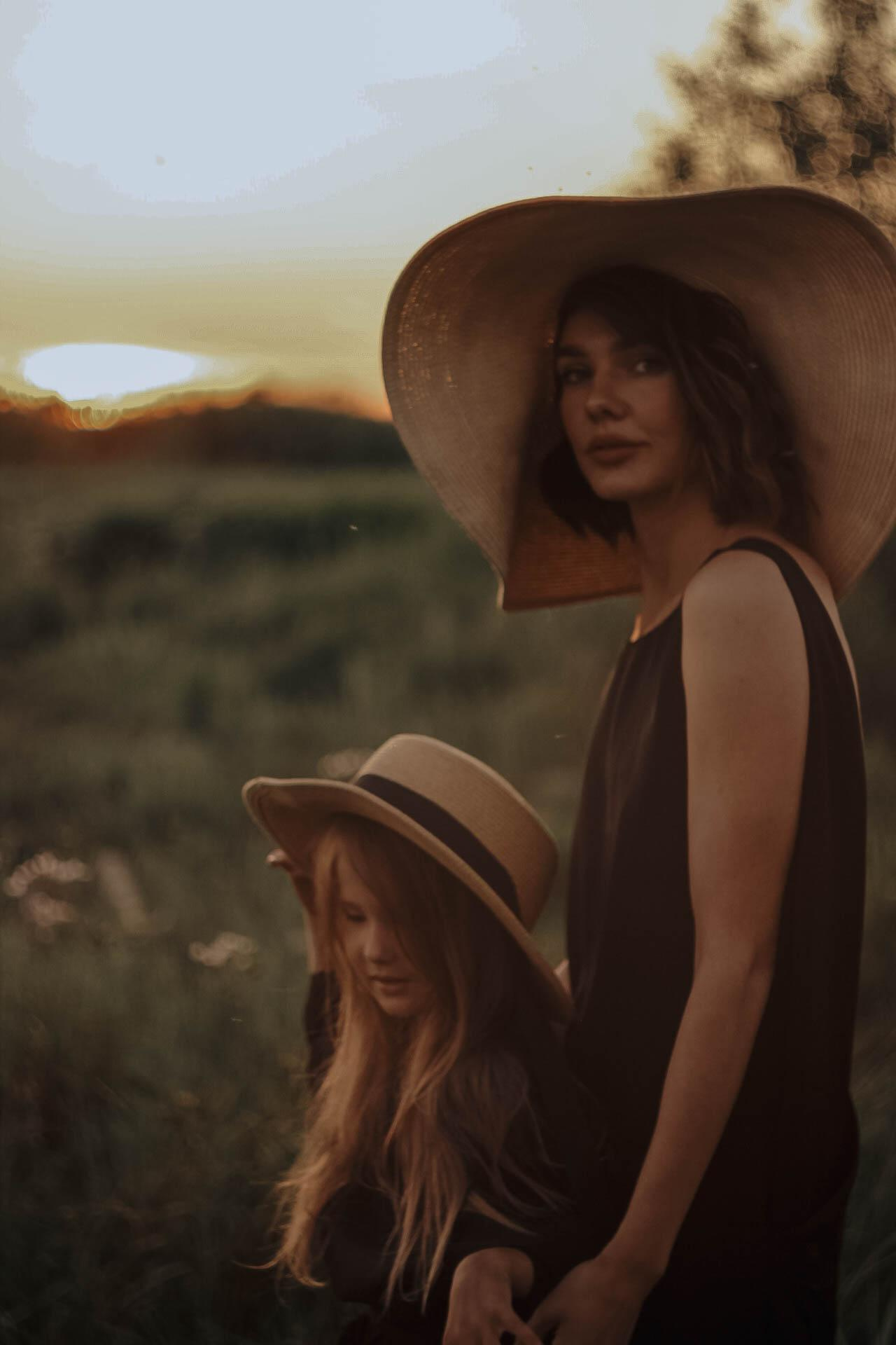 Фотосессия пикника на озере недорого. Семейный фотодуэт Ирина и Николай Власьевы. Фотосессии в Новосибирске