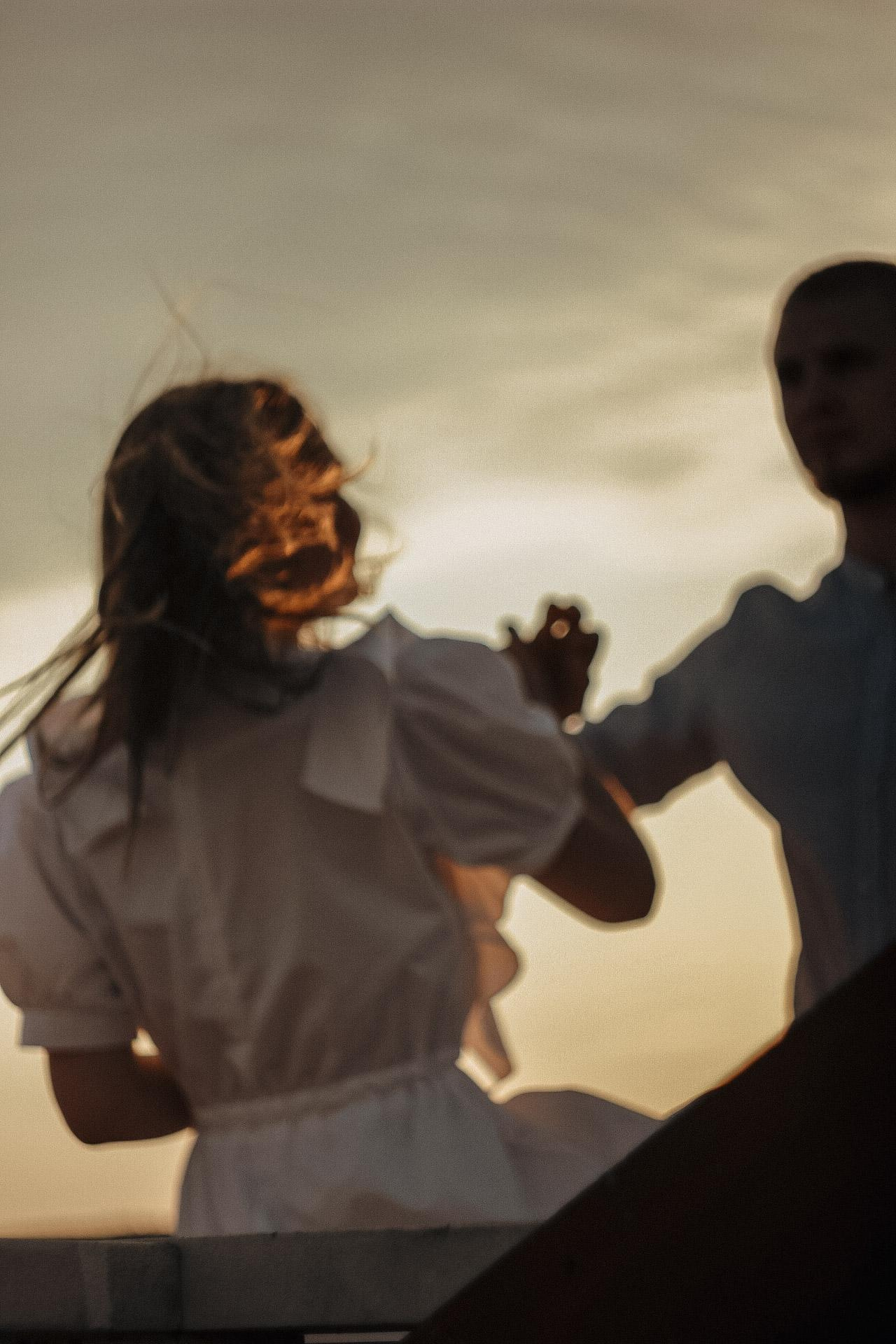 Фотосессия пары на пляже недорого. Семейный фотодуэт Ирина и Николай Власьевы. Фотосессии в Новосибирске