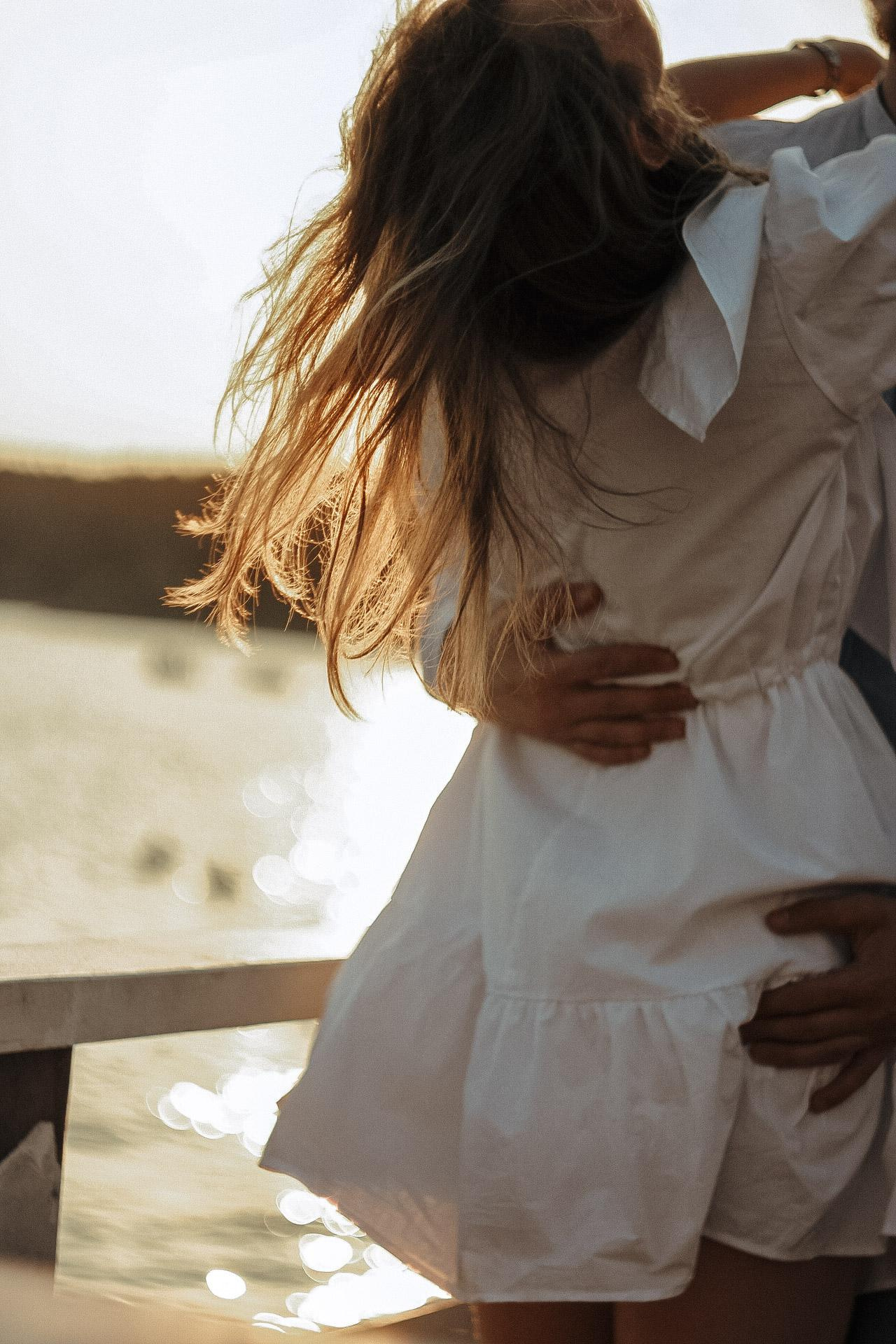 Фотосессия пары на пляже недорого. Семейный фотодуэт Ирина и Николай Власьевы. Фотосессии в Новосибирске