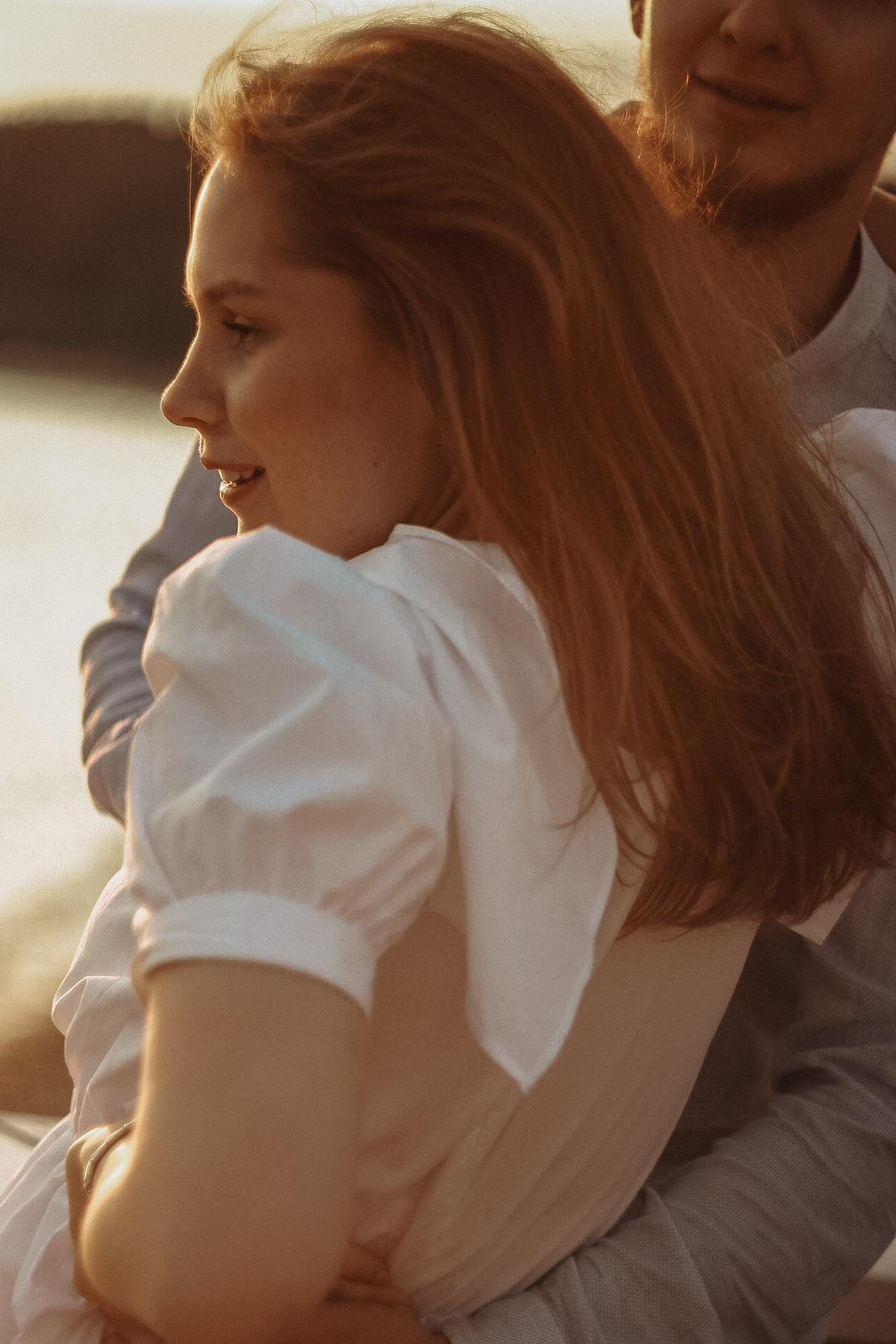 Фотосессия пары на пляже недорого. Семейный фотодуэт Ирина и Николай Власьевы. Фотосессии в Новосибирске