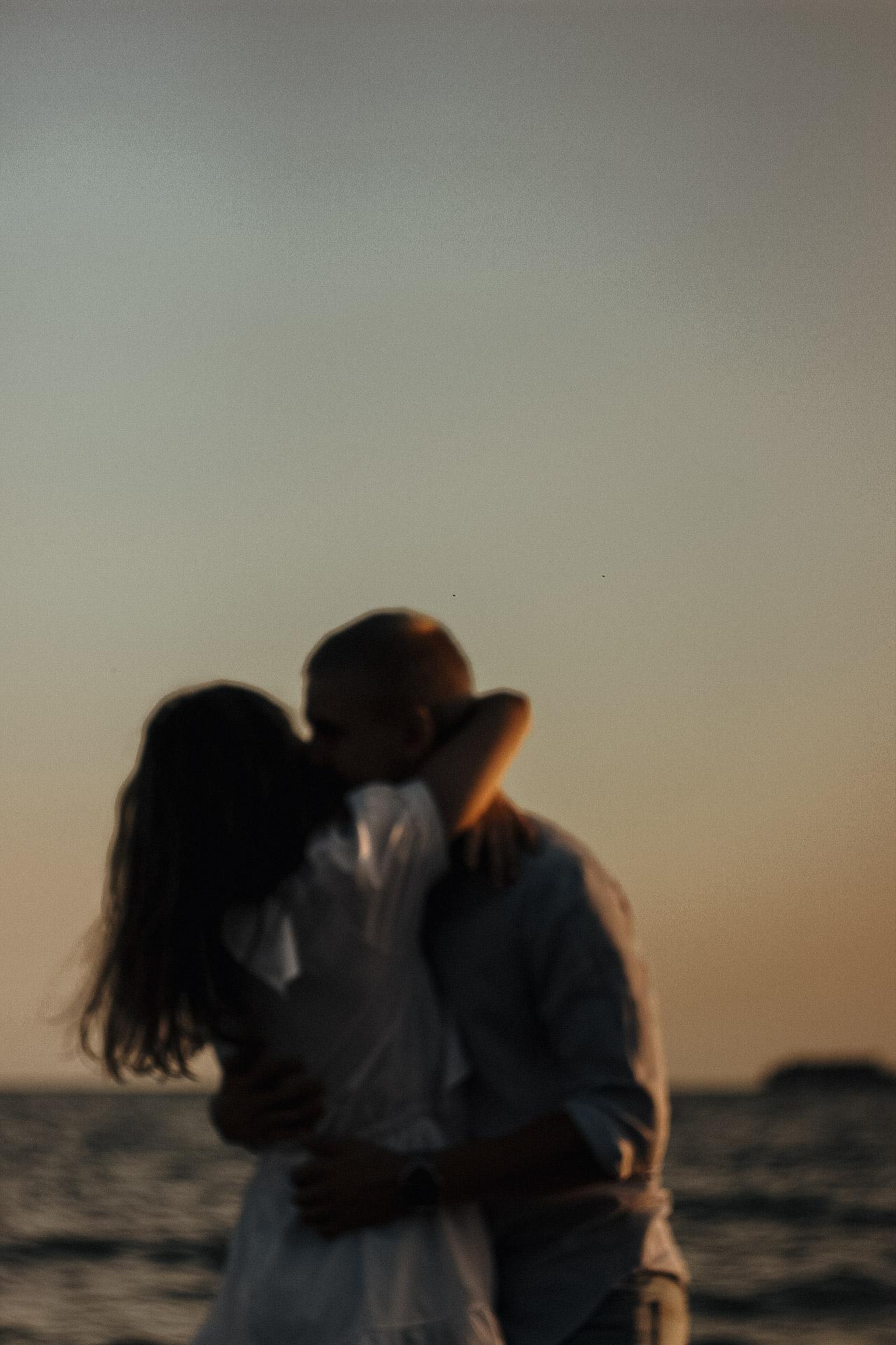 Фотосессия пары на пляже недорого. Семейный фотодуэт Ирина и Николай Власьевы. Фотосессии в Новосибирске