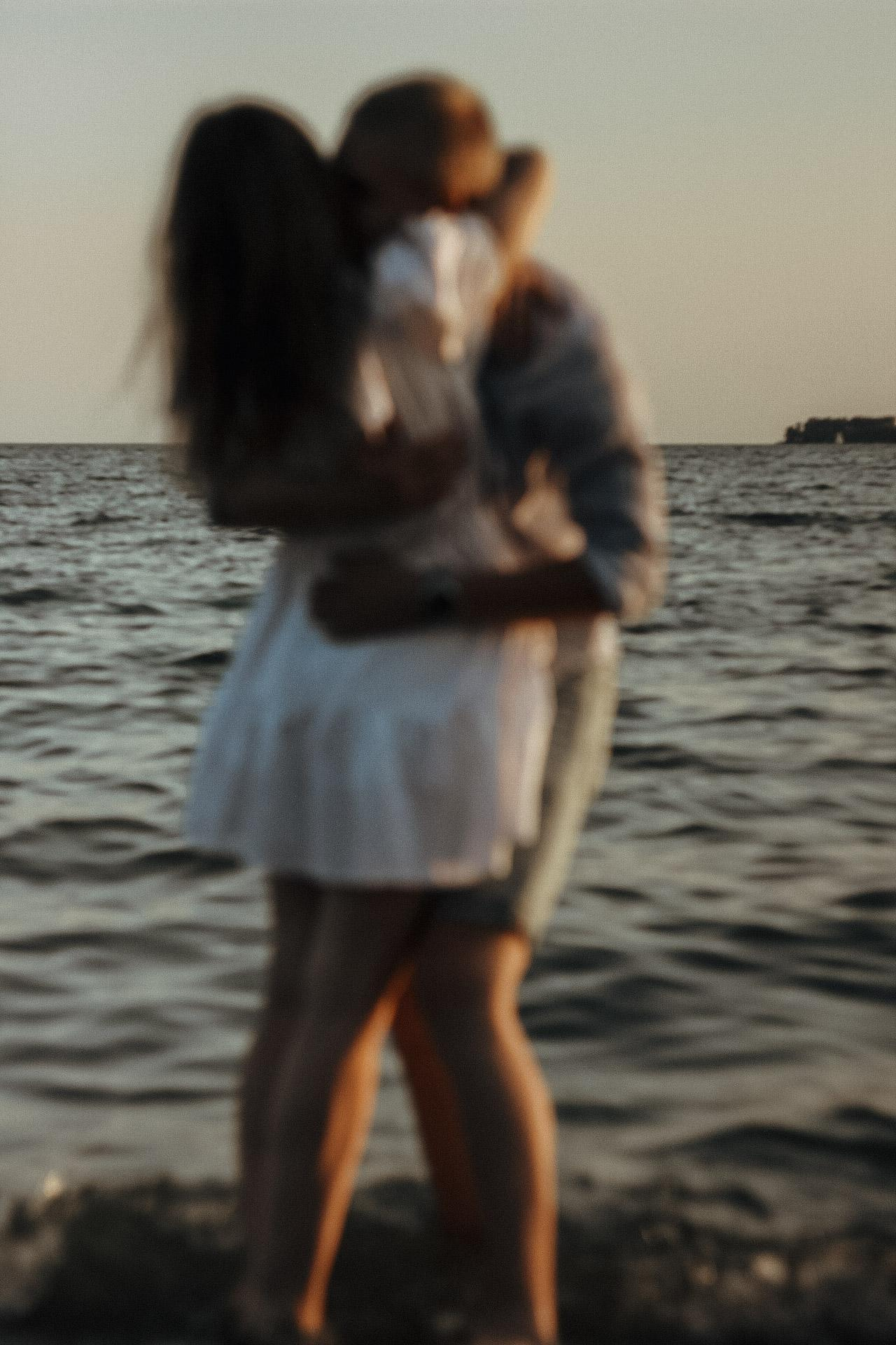 Фотосессия пары на пляже недорого. Семейный фотодуэт Ирина и Николай Власьевы. Фотосессии в Новосибирске