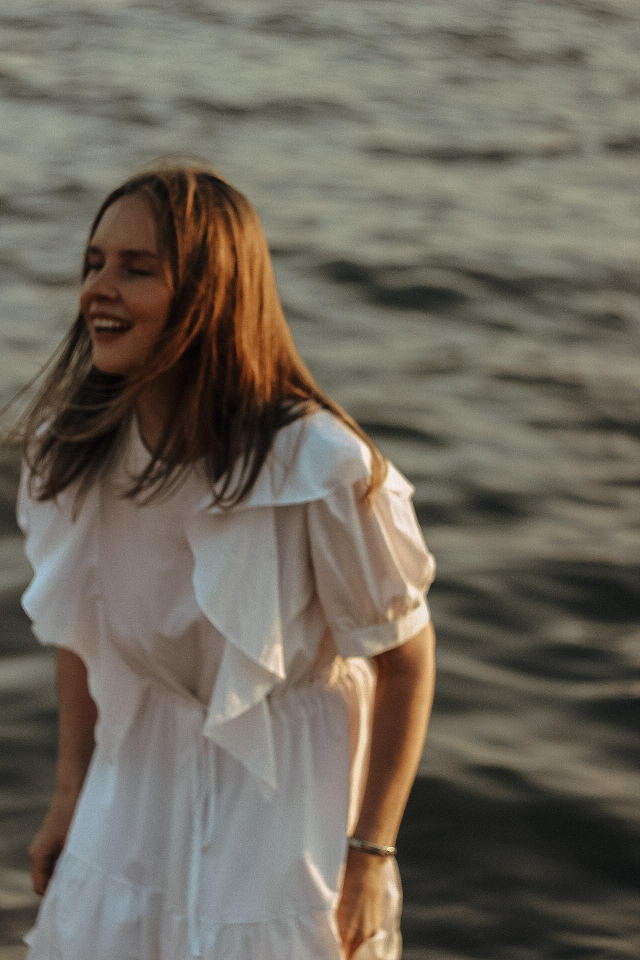 Фотосессия пары на пляже недорого. Семейный фотодуэт Ирина и Николай Власьевы. Фотосессии в Новосибирске