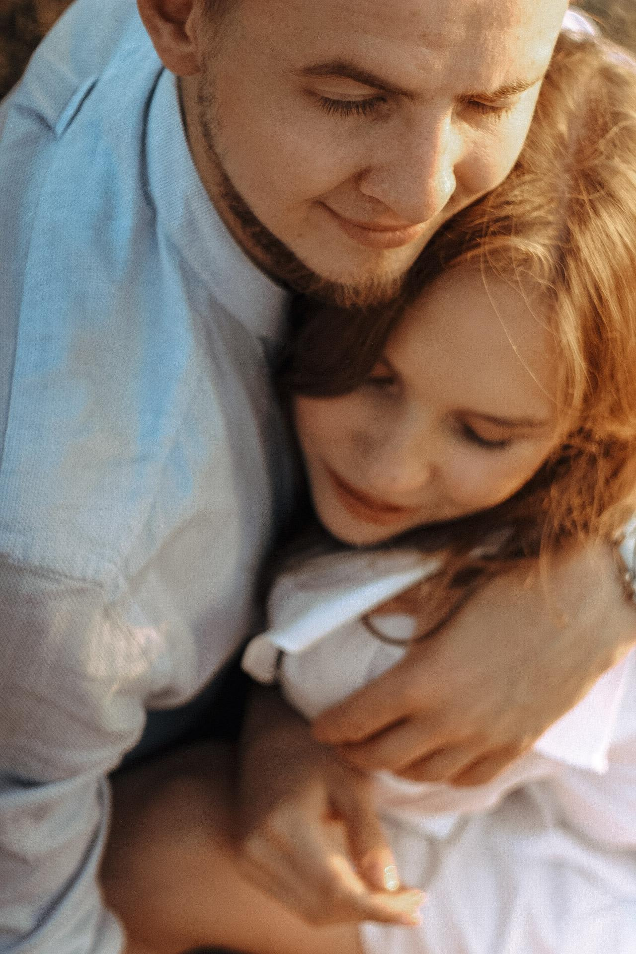 Фотосессия пары на пляже недорого. Семейный фотодуэт Ирина и Николай Власьевы. Фотосессии в Новосибирске