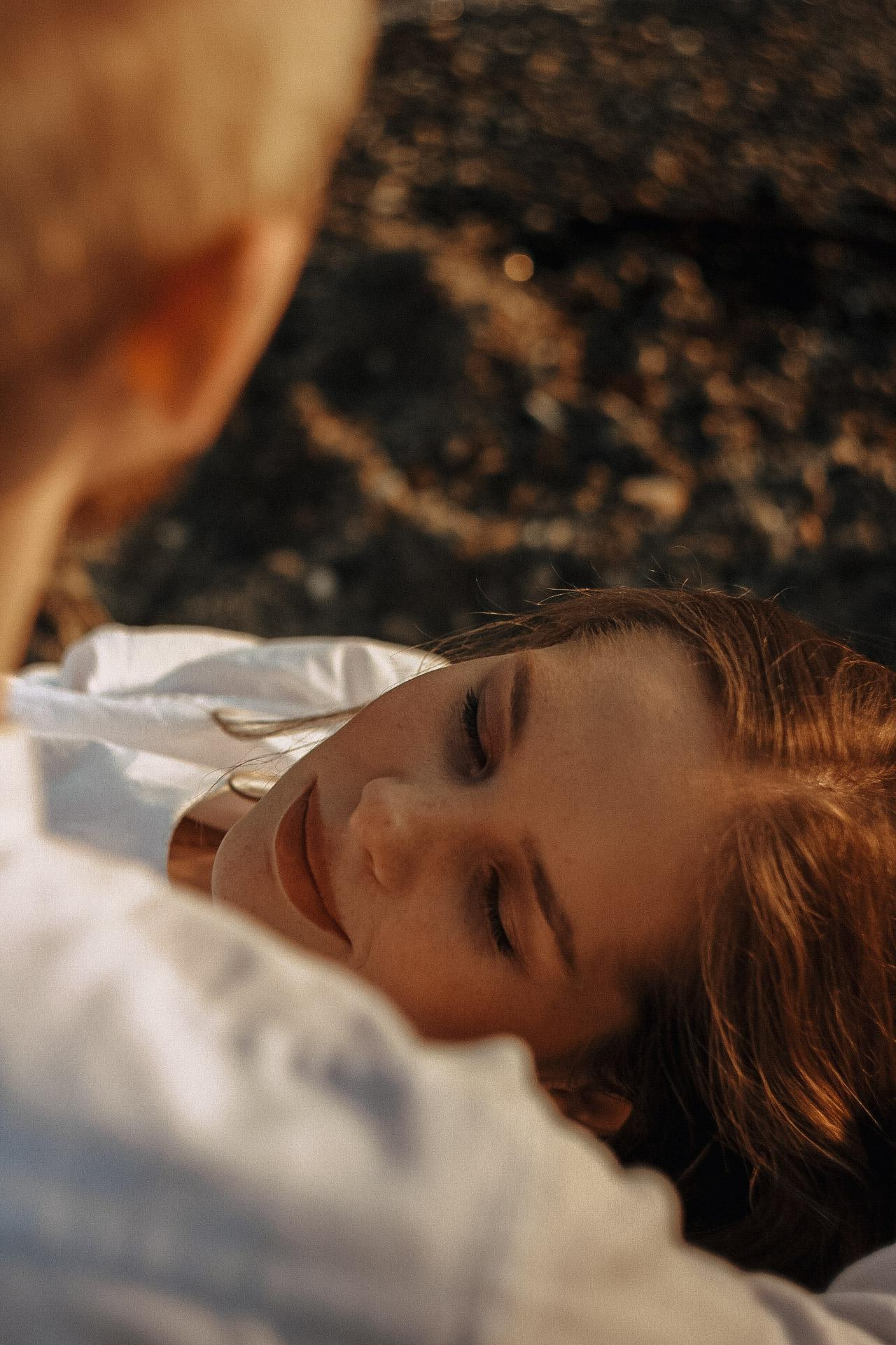 Фотосессия пары на пляже недорого. Семейный фотодуэт Ирина и Николай Власьевы. Фотосессии в Новосибирске