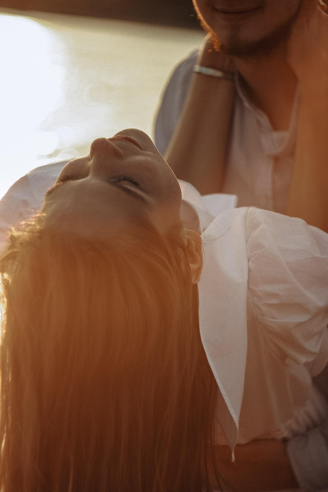 Фотосессия пары на пляже недорого. Семейный фотодуэт Ирина и Николай Власьевы. Фотосессии в Новосибирске