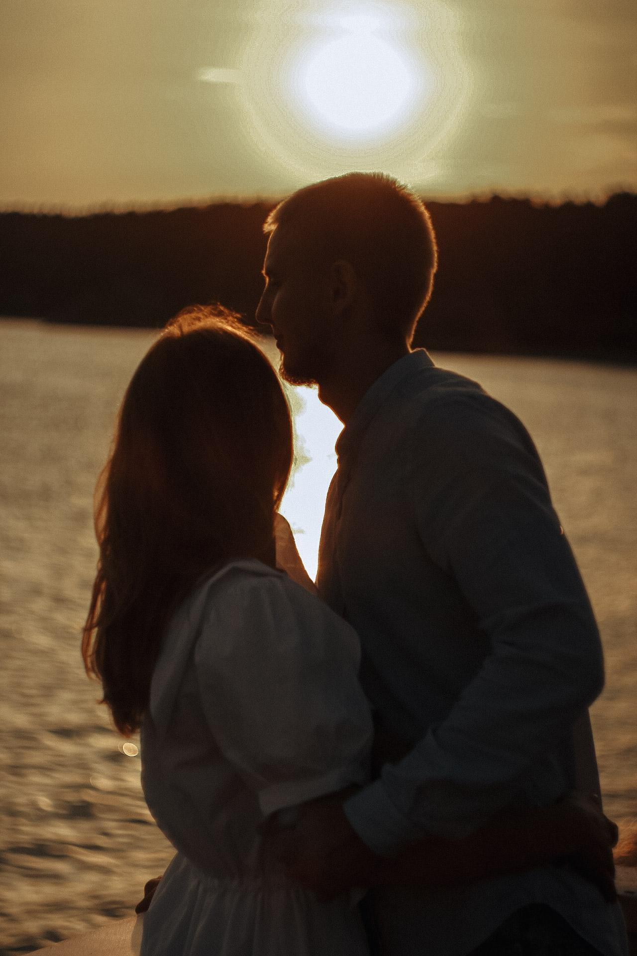 Фотосессия пары на пляже недорого. Семейный фотодуэт Ирина и Николай Власьевы. Фотосессии в Новосибирске