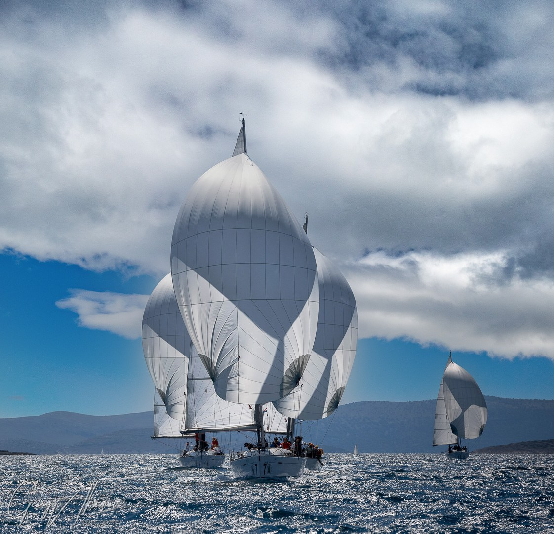 ЯХТЫ / МОРЕ / ПУТЕШЕСТВИЯ. Сложная съёмка для бизнеса b2b / Яхтенный фотограф / Корпоративные календари / Промышленная съёмка / Спортивный репортаж