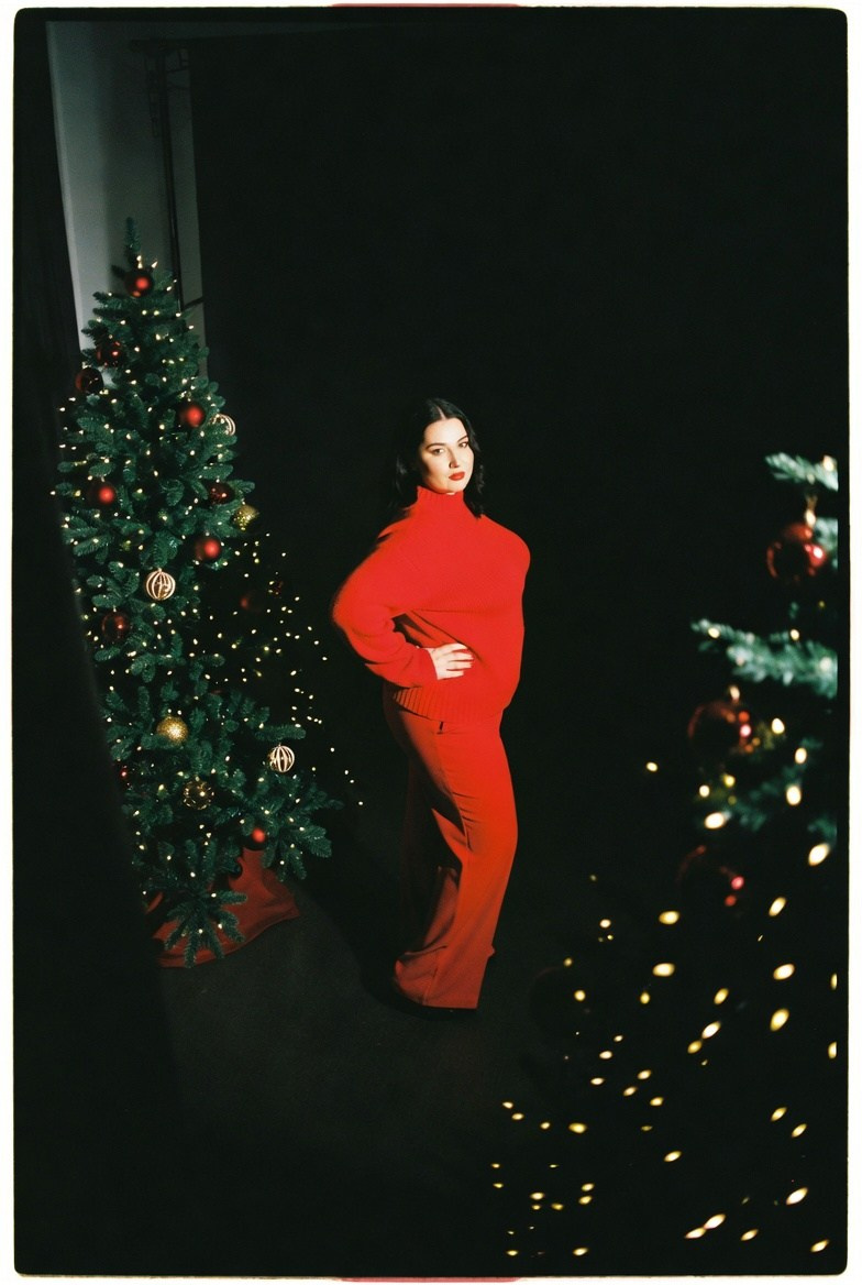 Плюс сайз в красном