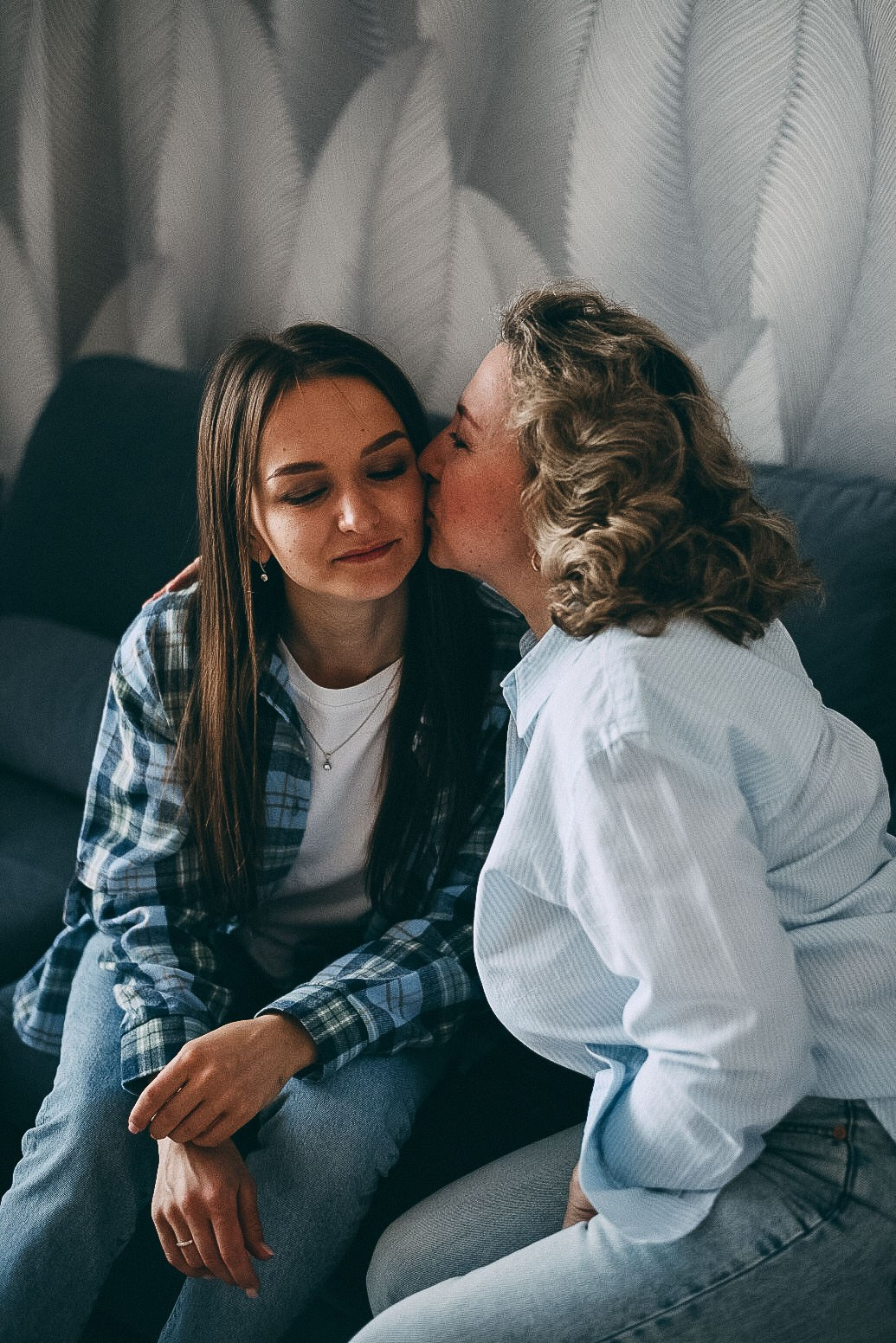 Семейная фотосессия дома плюс фотопрогулка. Фотограф в Сочи — Маргарита Поганова