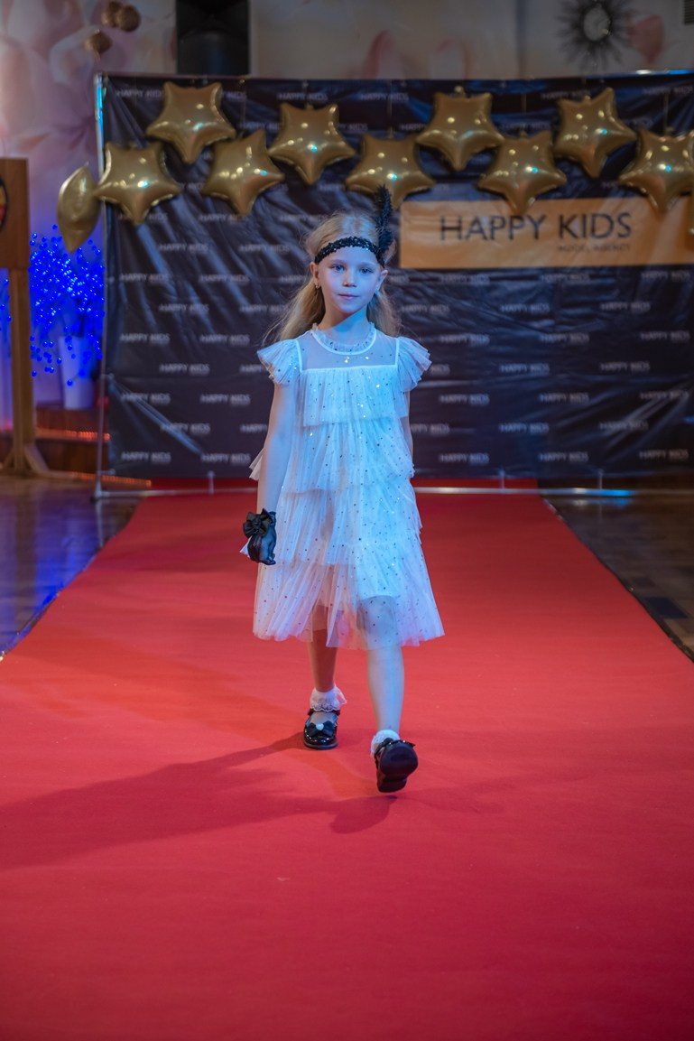 HAPPYkids дефиле санаторий Октябрьский. Семейный и коммерческий фотограф в Сочи Александр Бодунов