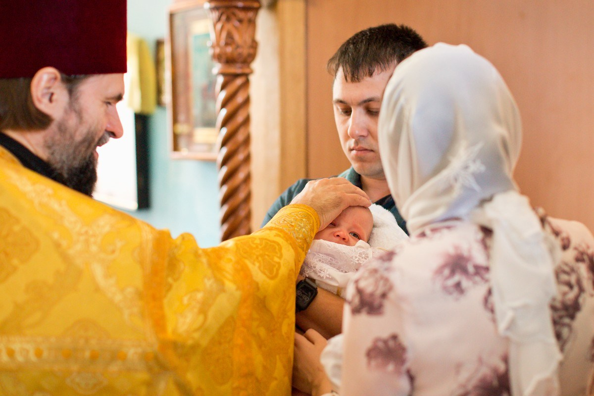 КРЕЩЕНИЕ ИВАНА (с. Рай-Семёновское). Семейный фотограф новорождённых в Серпухове Юлия Новикова +79637785957