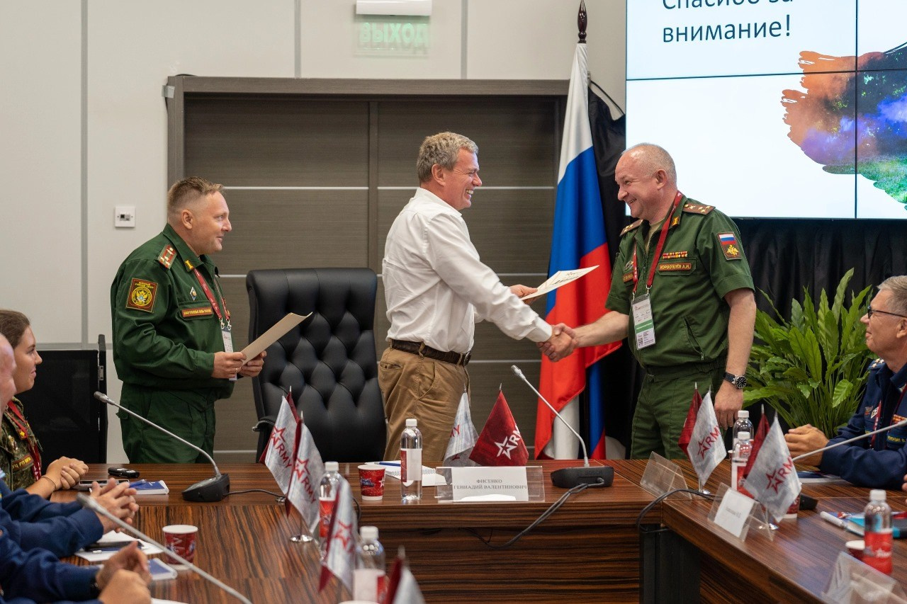 Кадеты. Выпускной альбом в Москве и Домодедово Вышка Школьный фотограф