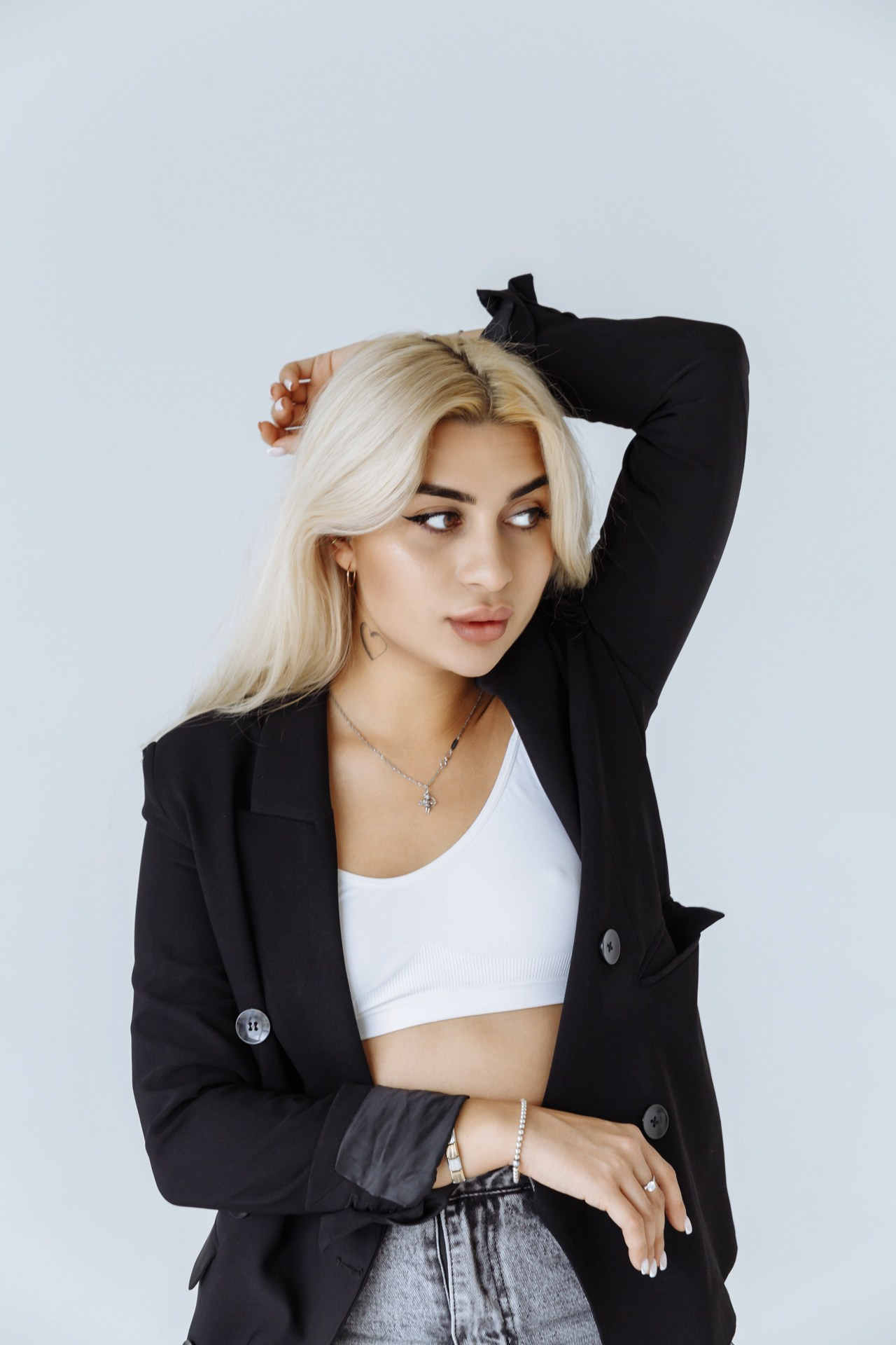 Сабина в студии. Событийный фотограф Максим Бескоровайновнов