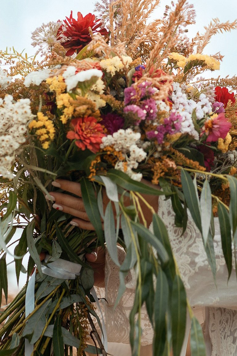 Свадебная фотосессия на природе