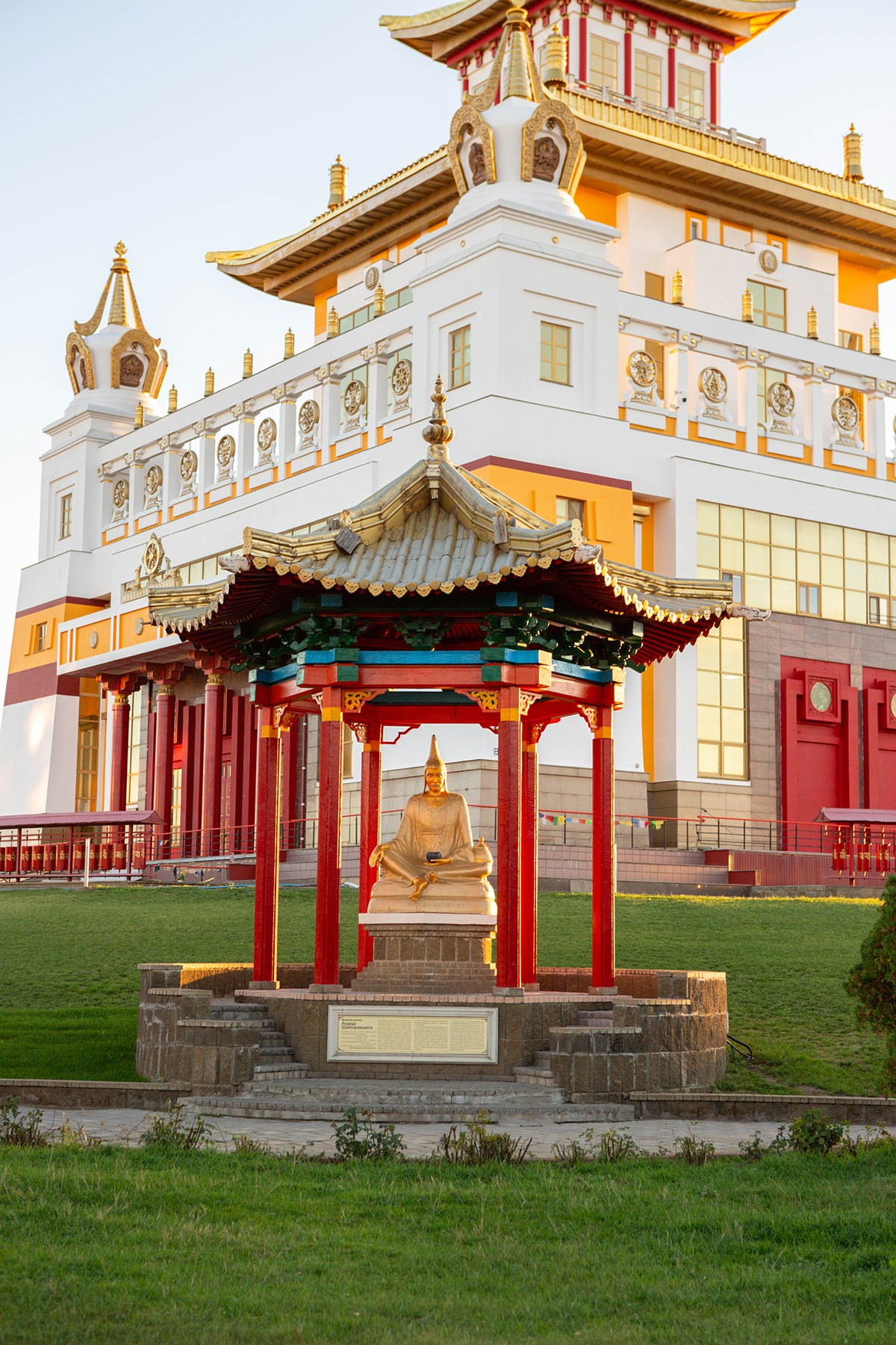 ЭЛИСТА. Репортажный и портретный фотограф Михаил Мартиросян