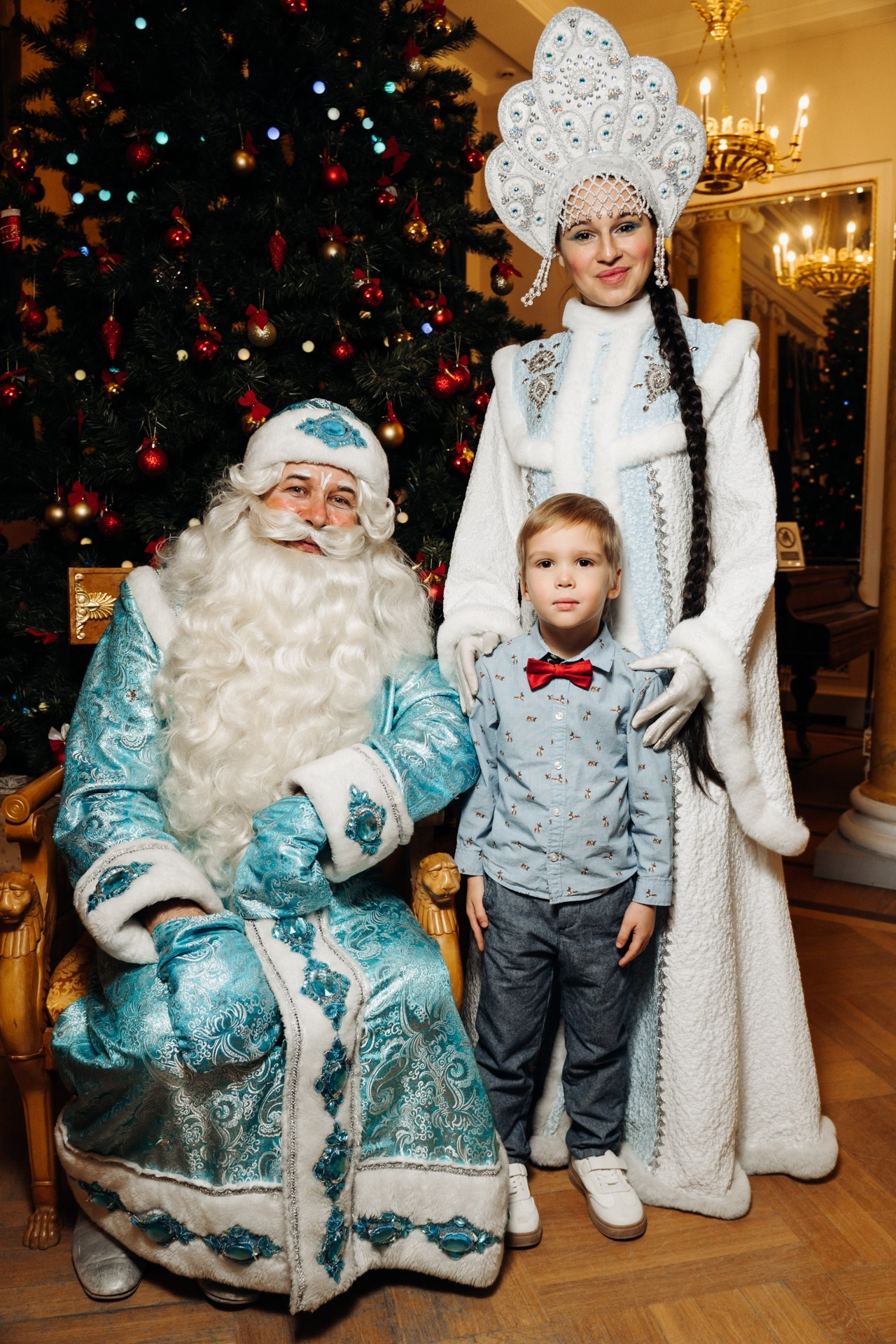 Дети | Новогодняя елка. Репортажный фотограф Санкт-Петербург