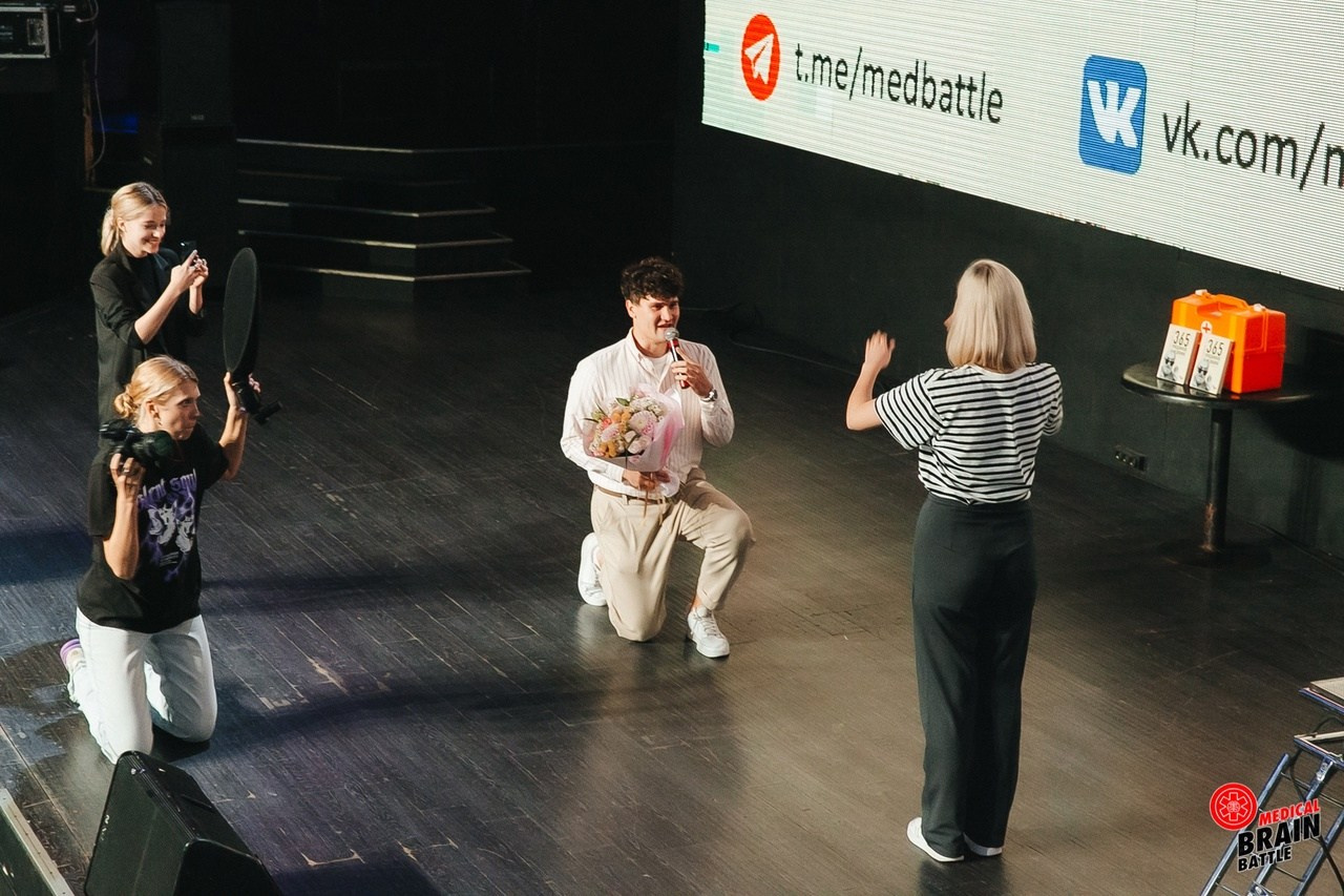 Первый медицинский квиз «Medical Brain Battle» сезон 2023. Ведущий на свадьбу, корпоратив и юбилей в Москве Сергей Рябинин
