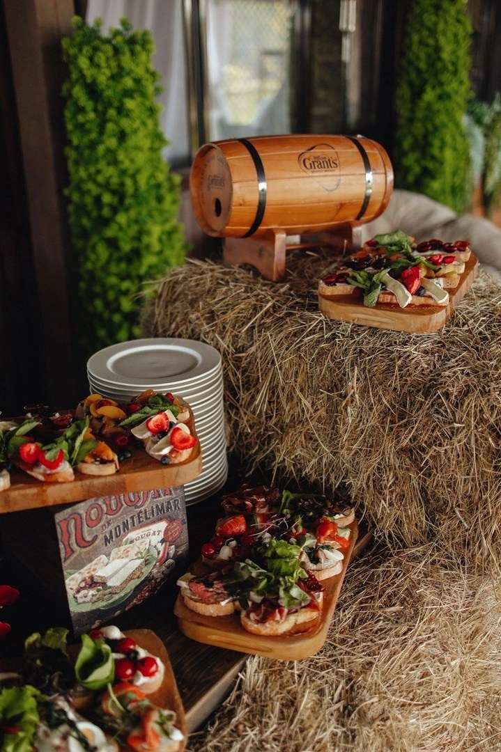 Станция сладких брускетт. Кейтеринг Royal Catering | По Москве и Московской области организуем р