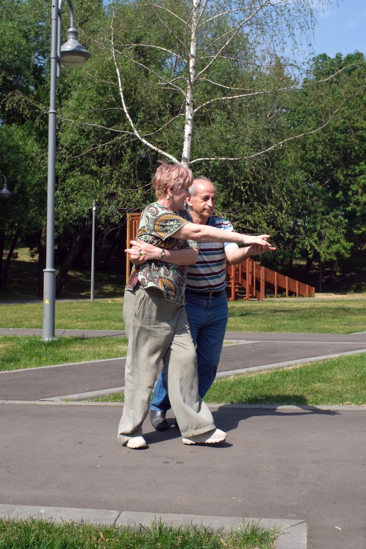 31.05.2025. Покровский парк. Активное долголетие. Улица, люди, жизнь…