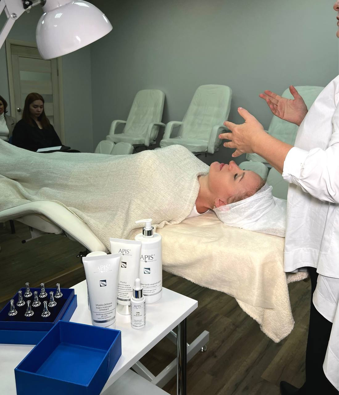 Съёмка для института красоты. Софья Даниленко SMM агентство для экспертов, личных брендов и бизнесов