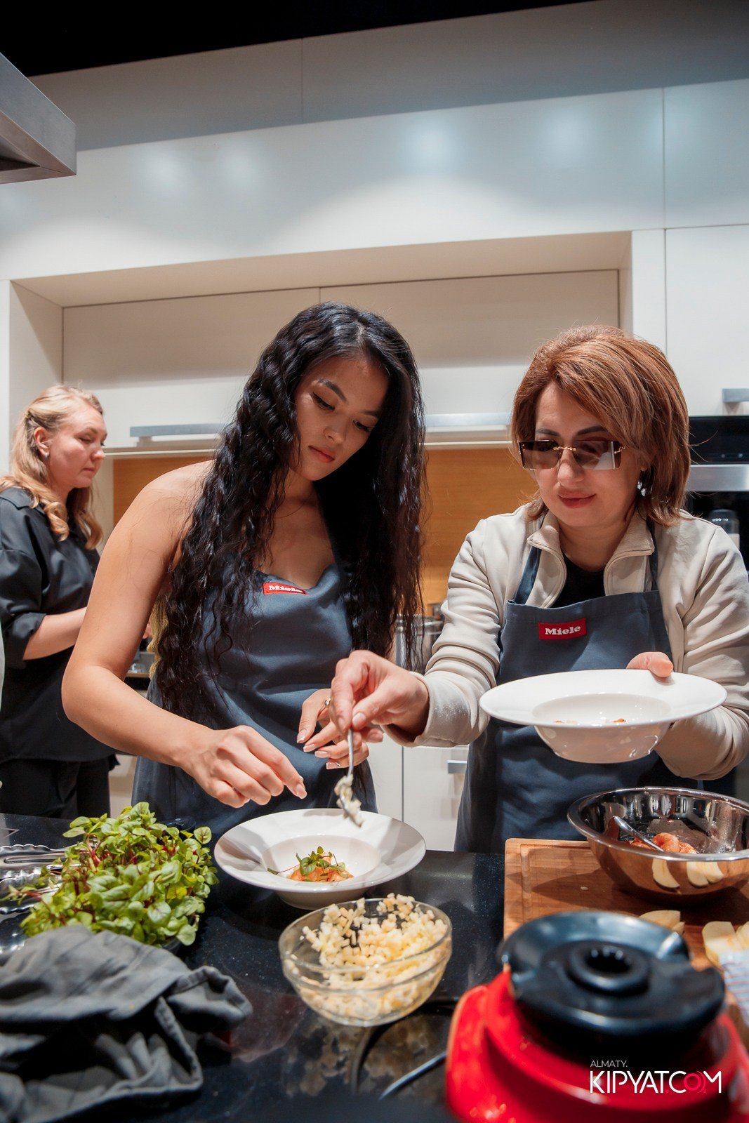МАСТЕР-КЛАСС MIELE. КИПЯТКОМ АЛМАТЫ!