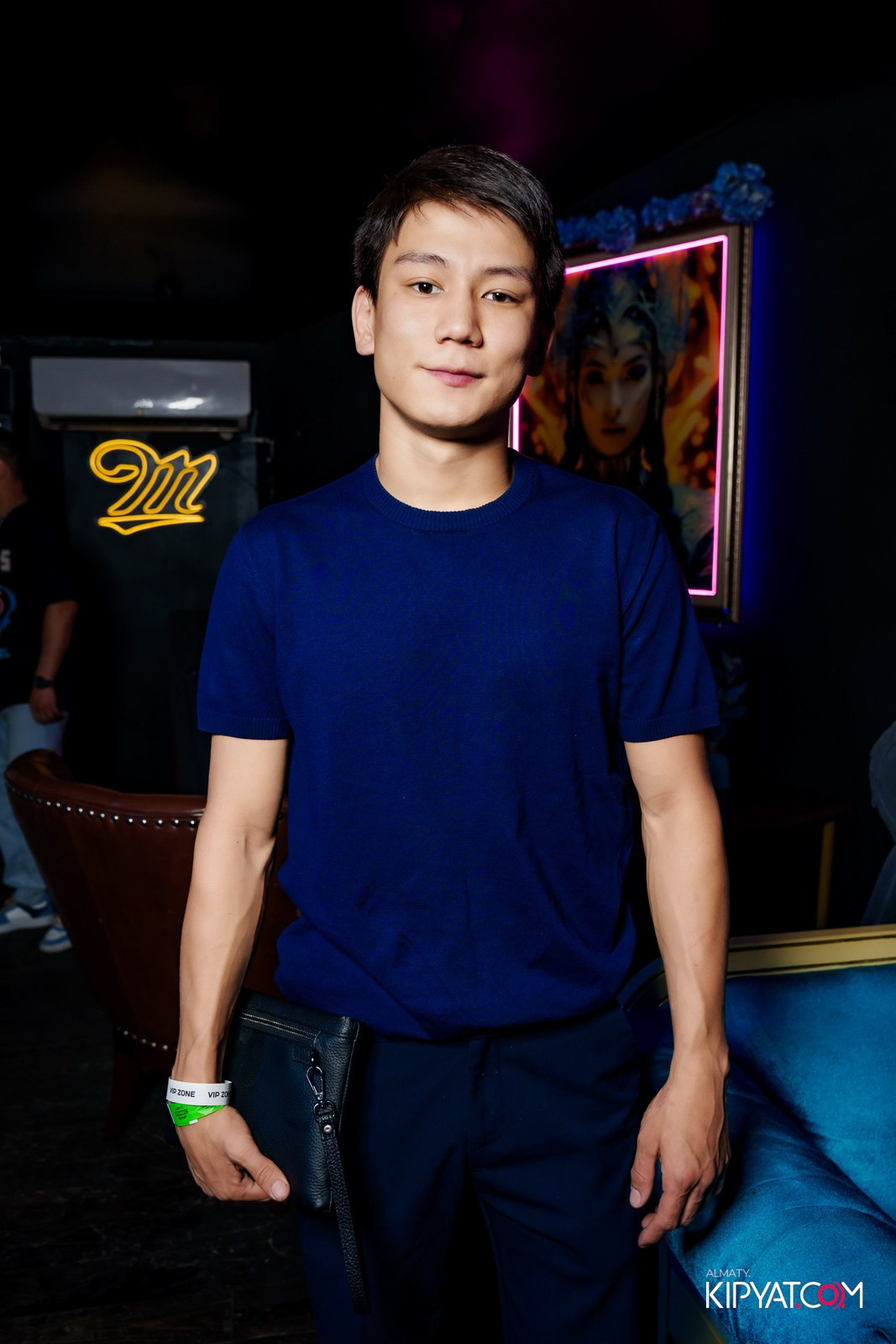 UYAT EMES BAR. КИПЯТКОМ АЛМАТЫ!