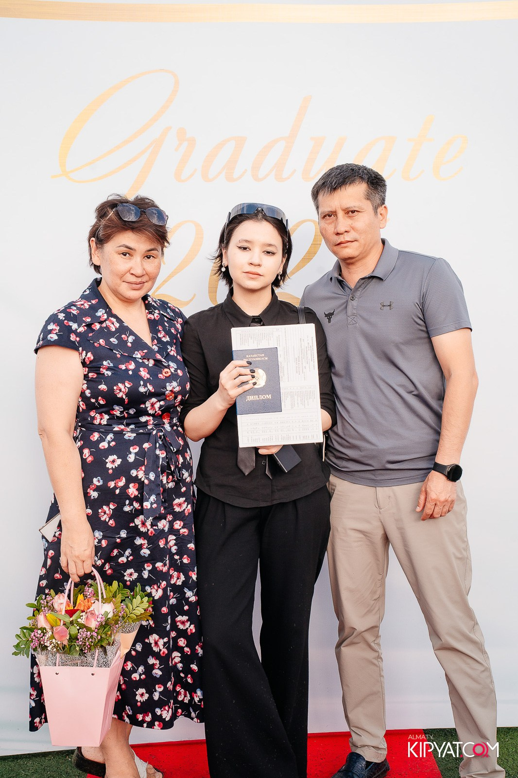 ВРУЧЕНИЕ ДИПЛОМОВ — НАРХОЗ КОЛЛЕДЖ. Part 1. КИПЯТКОМ АЛМАТЫ!