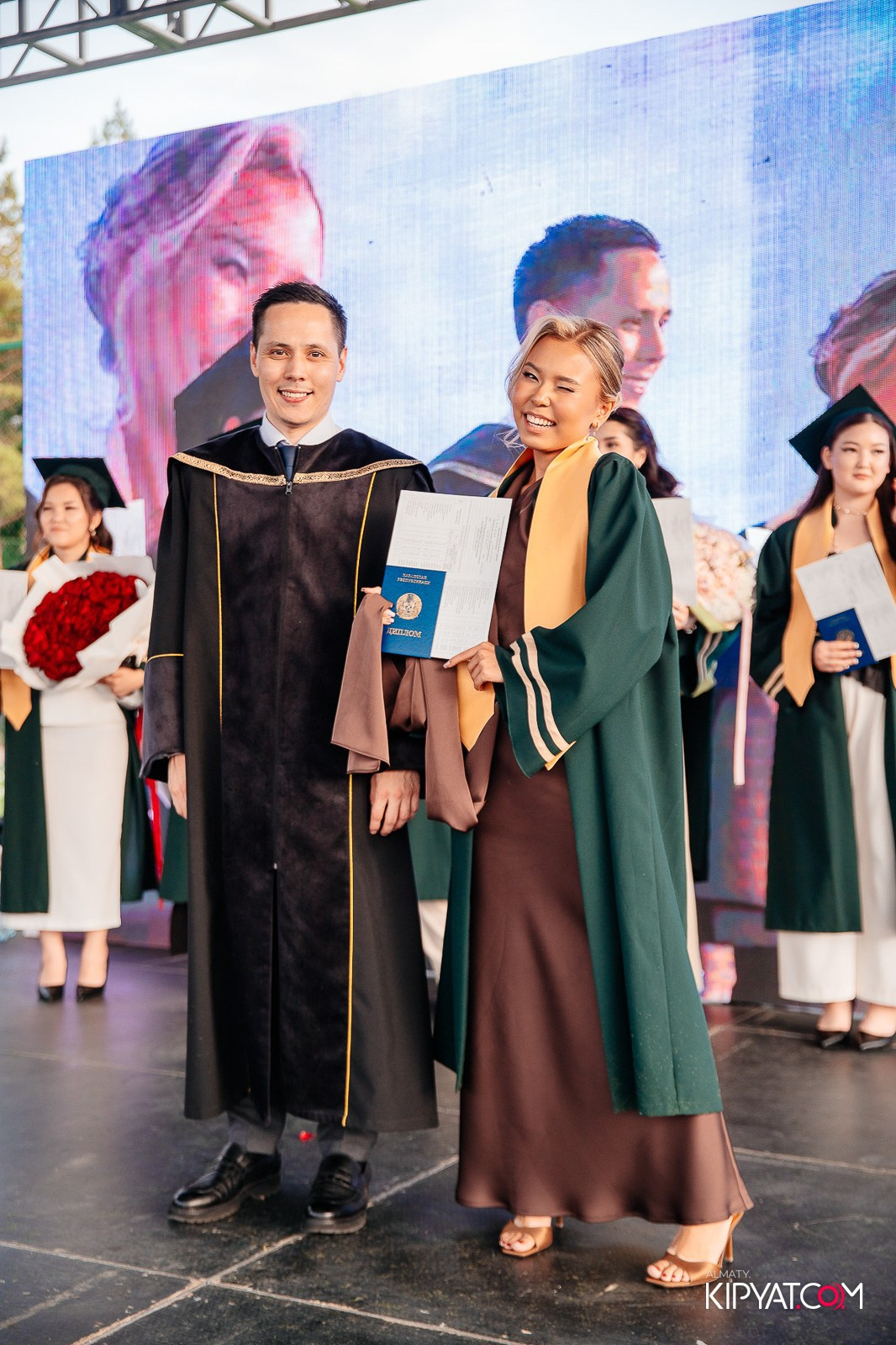 ВРУЧЕНИЕ ДИПЛОМОВ — НАРХОЗ КОЛЛЕДЖ. Part 3. КИПЯТКОМ АЛМАТЫ!