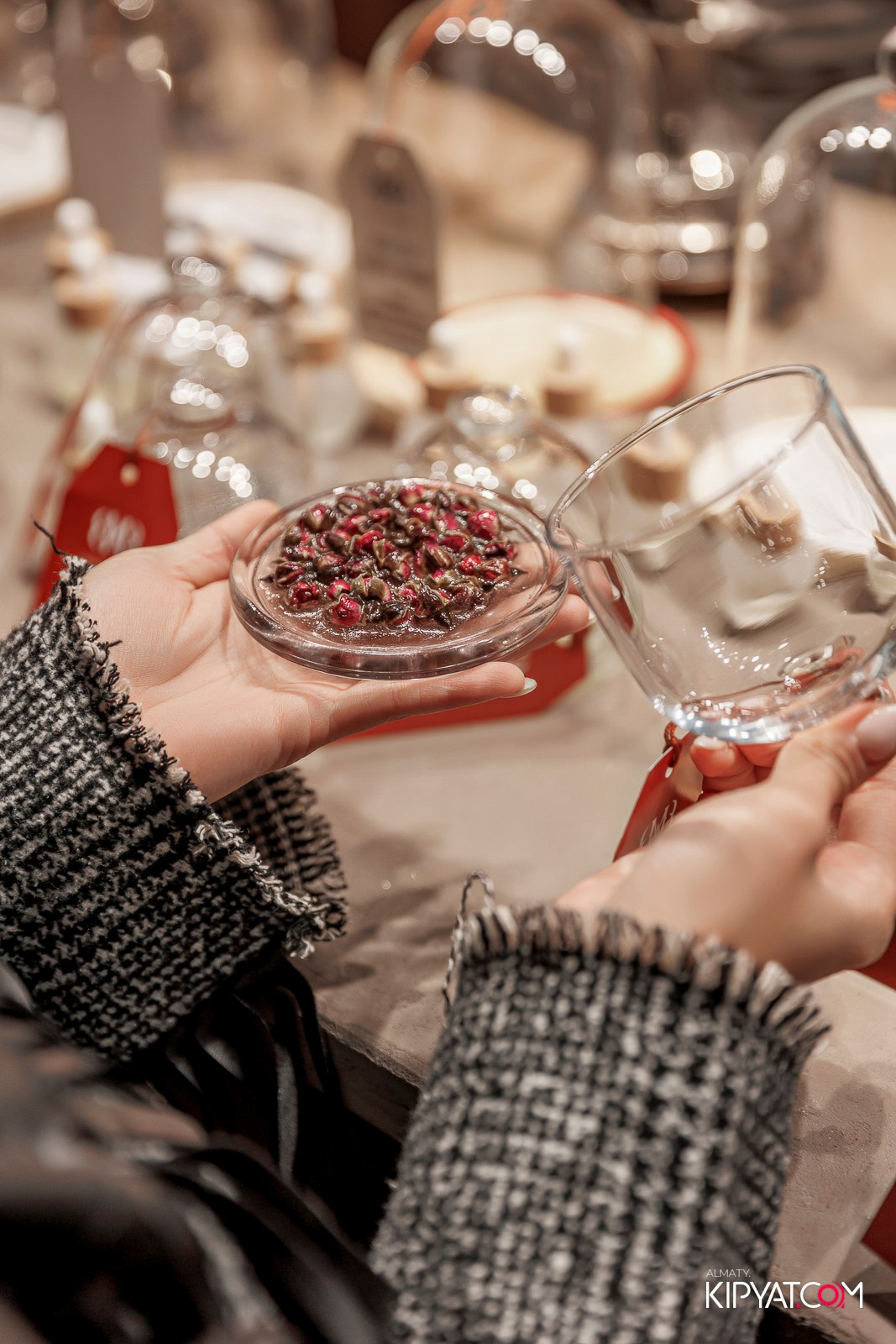 ОТКРЫТИЕ ПАРФЮМЕРНОГО ДОМА MAISON PERFUME. КИПЯТКОМ АЛМАТЫ!