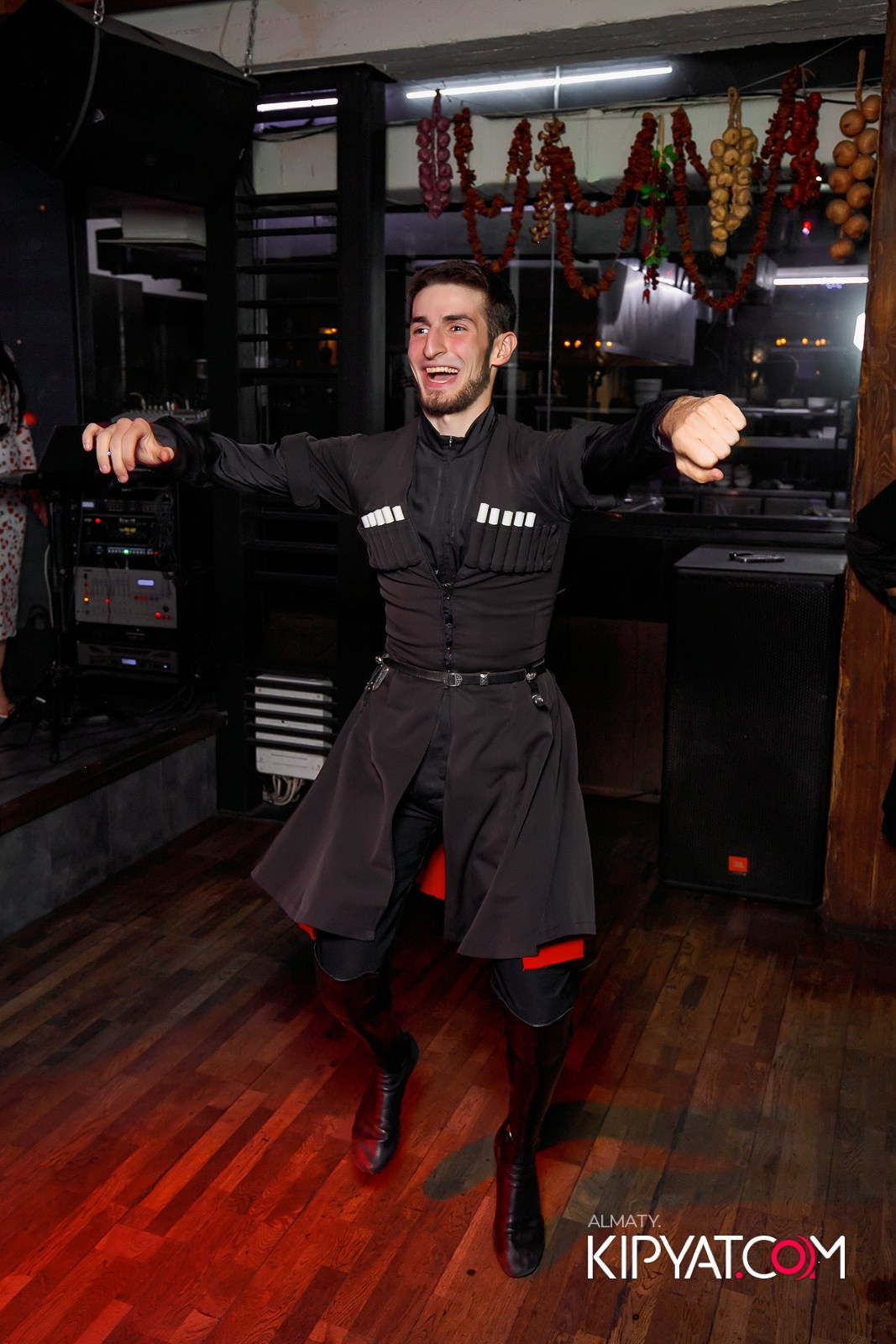 ВАХТАНГУРИ. КИПЯТКОМ АЛМАТЫ!