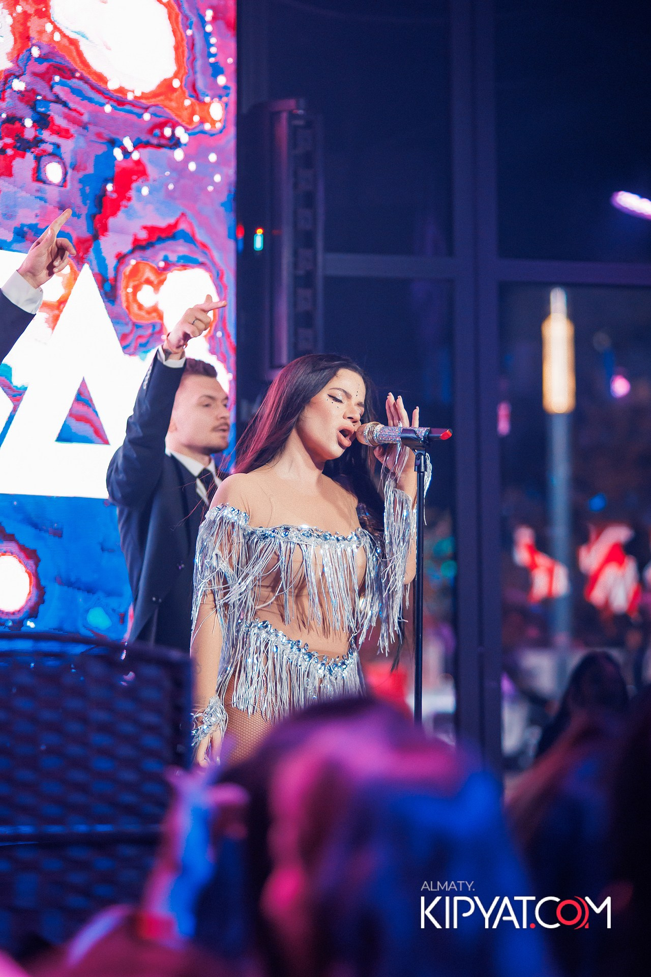 FRIENDS BAR & TERRACE. КИПЯТКОМ АЛМАТЫ!