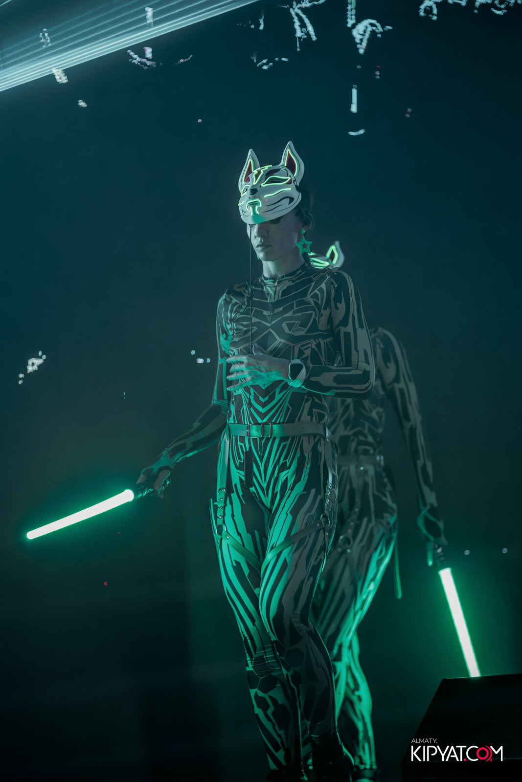 SANTA RAVE В НОЧНОМ КЛУБЕ SANTA BARBARA. КИПЯТКОМ АЛМАТЫ!