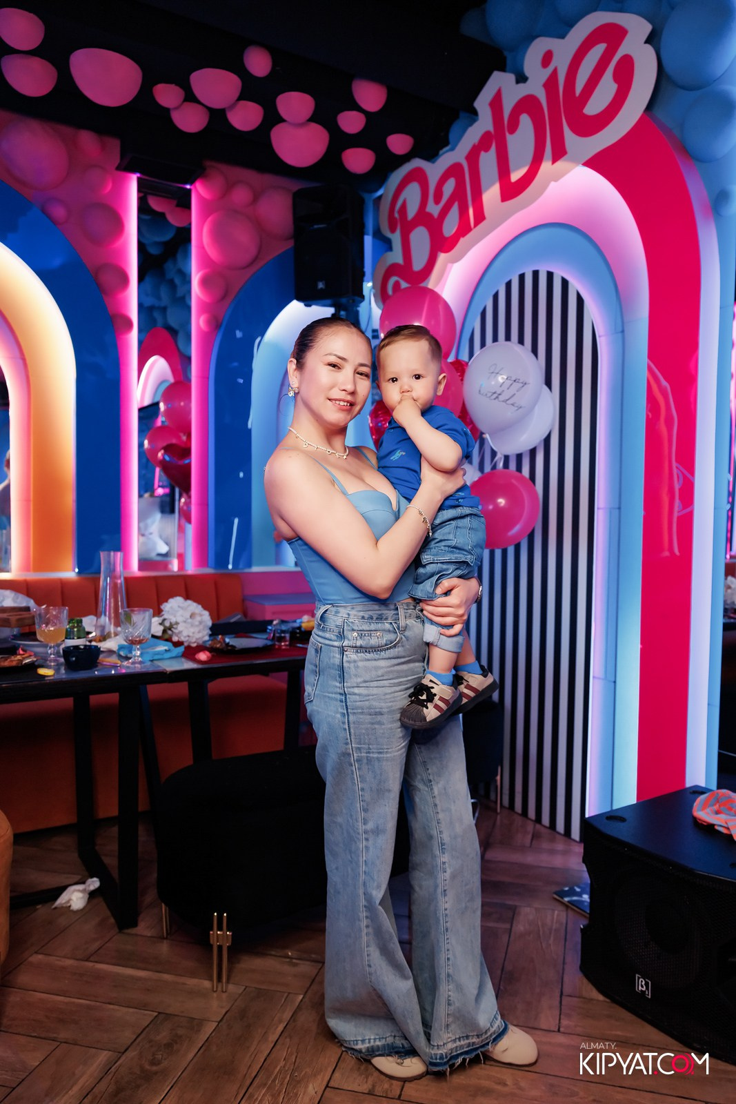 ЗАЯ, НА БИС. КИПЯТКОМ АЛМАТЫ!