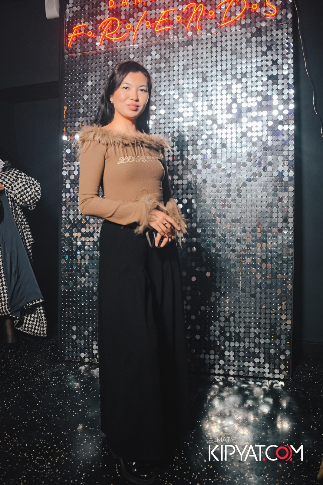 SANTA BARBARA — SPECIAL QUEST МИТЯ ФОМИН. КИПЯТКОМ АЛМАТЫ!