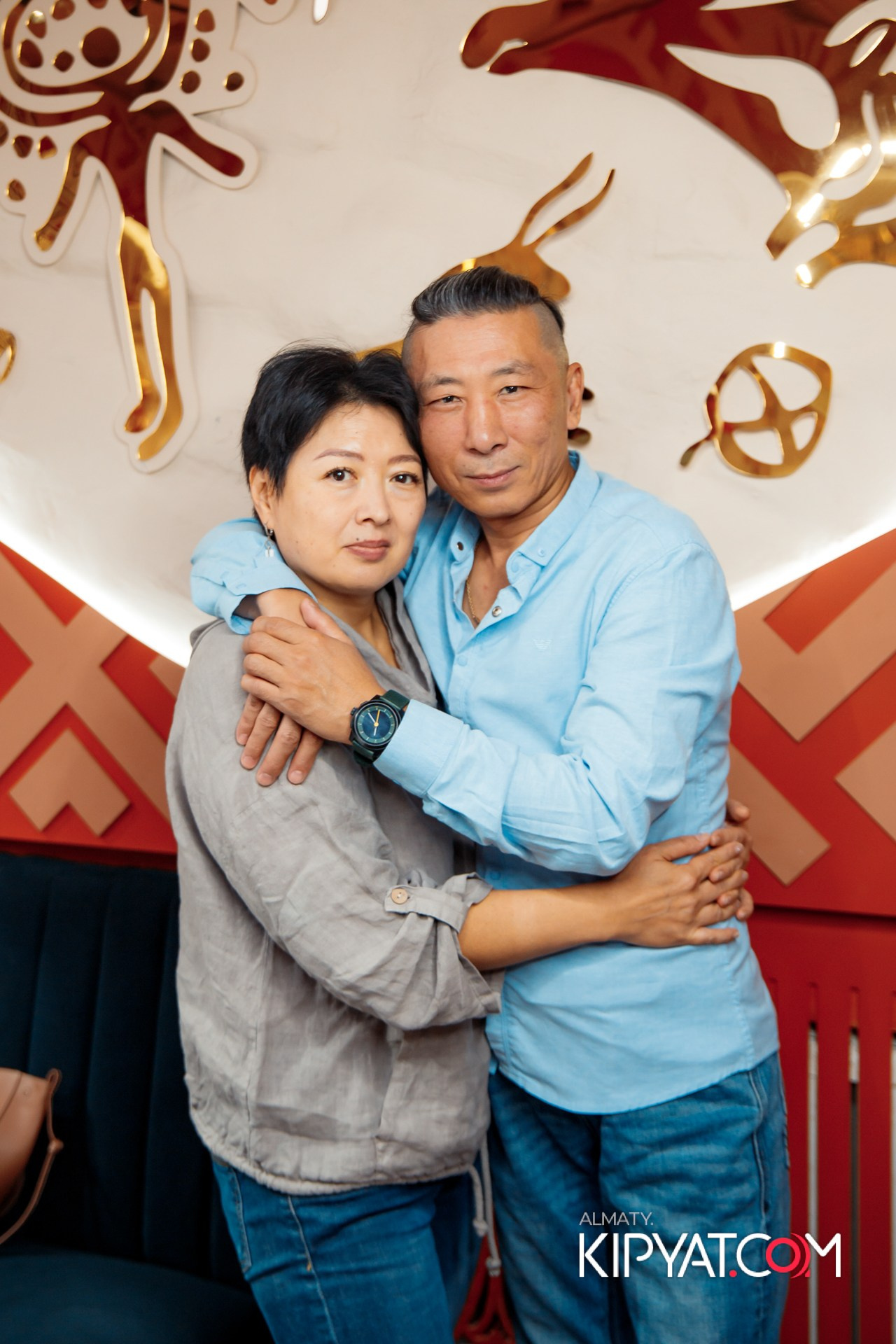 Ухо и Медведь на Гагарина. КИПЯТКОМ АЛМАТЫ!