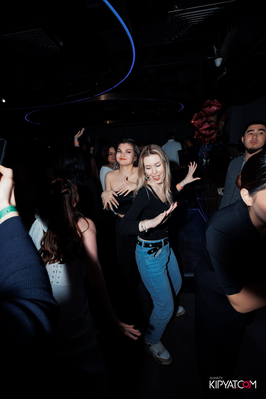 EVENT BAR. КИПЯТКОМ АЛМАТЫ!