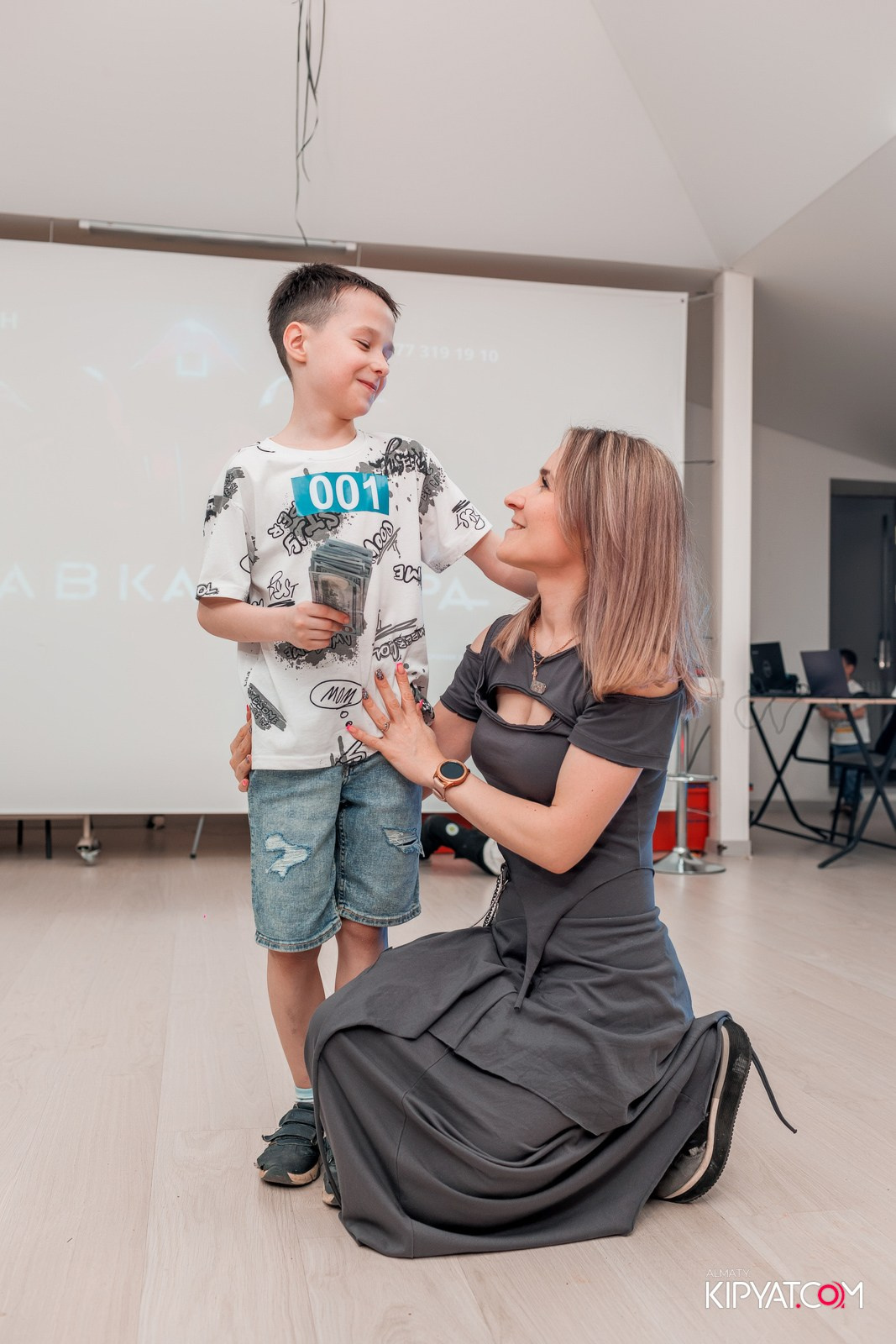 КВЕСТ-ШОУ ALAROVICH ИГРА В КАЛЬМАРА. КИПЯТКОМ АЛМАТЫ!