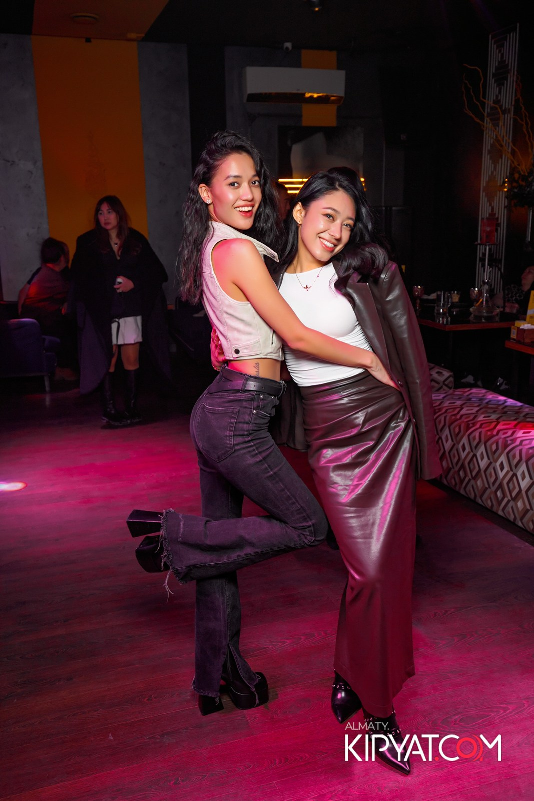 УХО И МЕДВЕДЬ НА ГАГАРИНА. КИПЯТКОМ АЛМАТЫ!