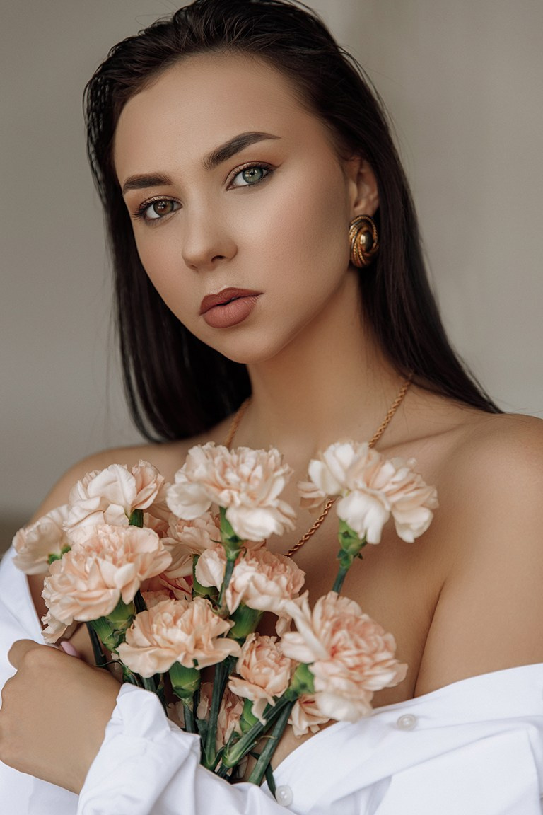 Фотосессии. Студия визажистов, стилистов по прическам, бровистов и мастеров по ресницам